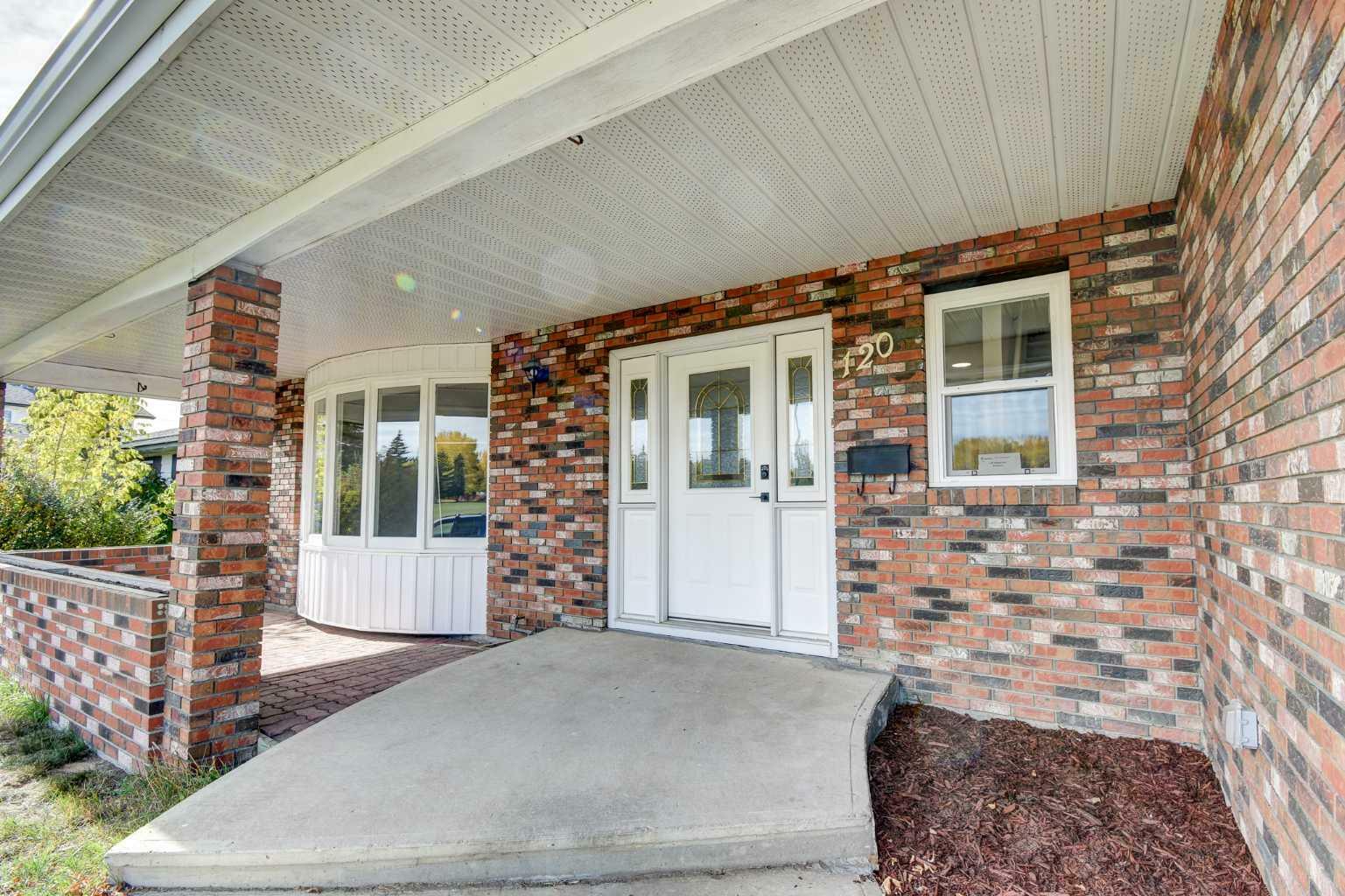 Property Photo:  120 Pamely Avenue  AB T4P 1J1 