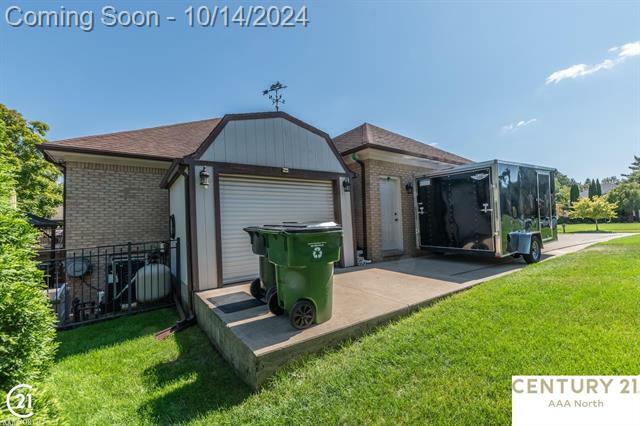 Property Photo:  5617 Robert Street  MI 48316 