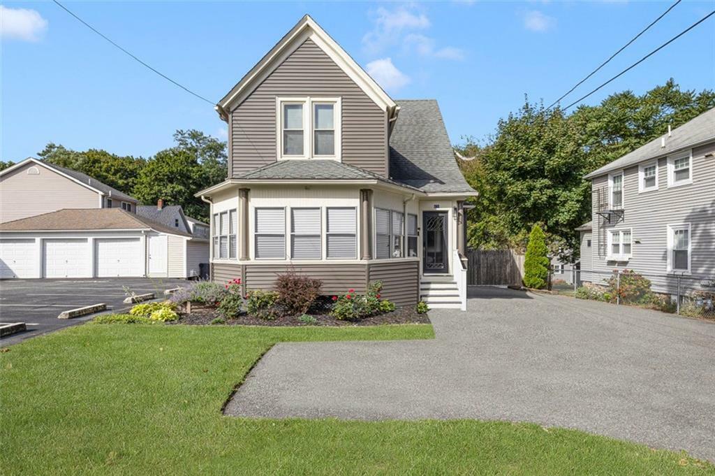 Property Photo:  471 Oaklawn Avenue  RI 02920 