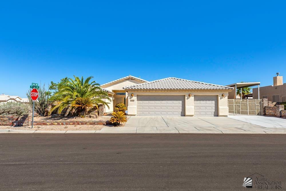 Property Photo:  14282 E 50 St  AZ 85367 