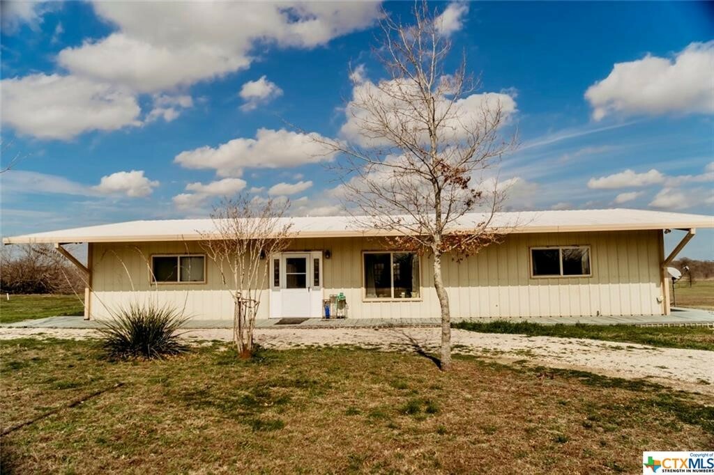 Property Photo:  8804 Williamson Road  TX 78640 