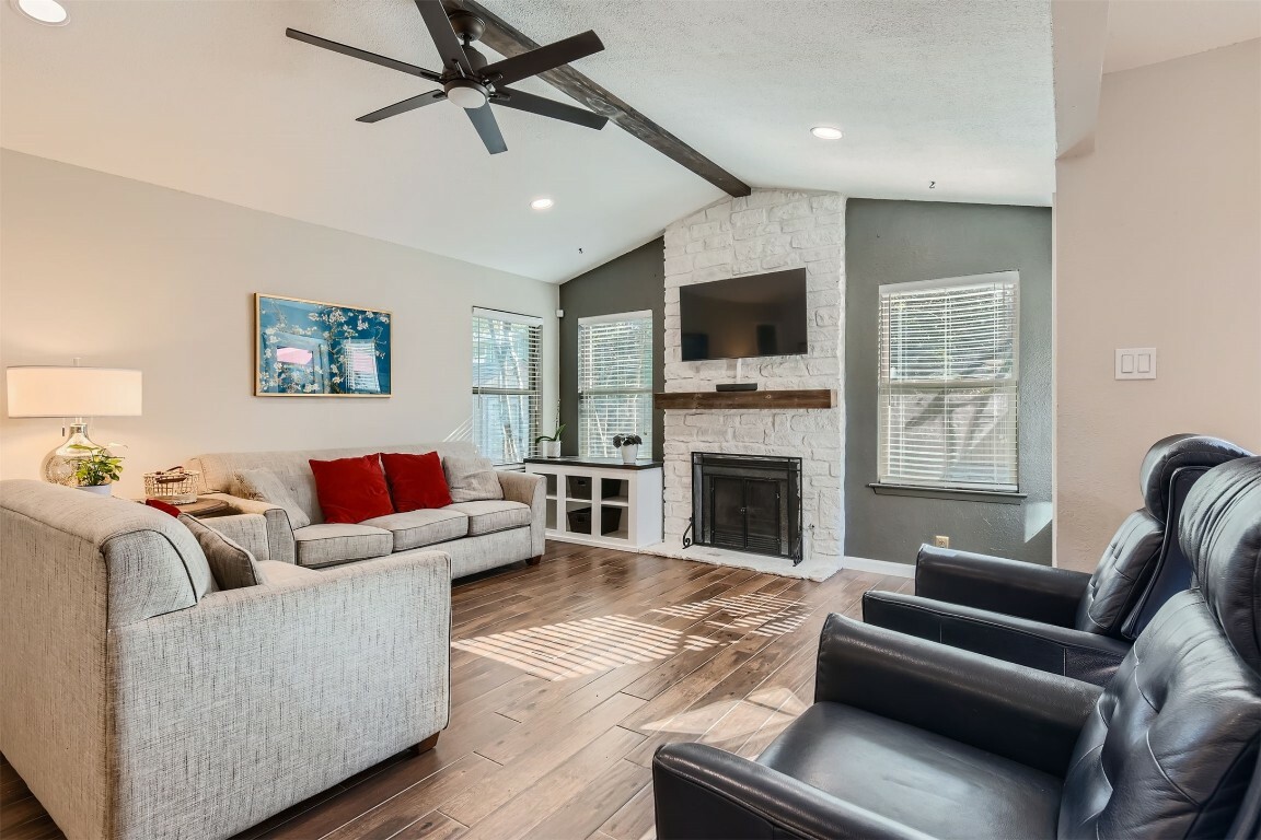 Property Photo: 4910 Pelham Drive TX 78727