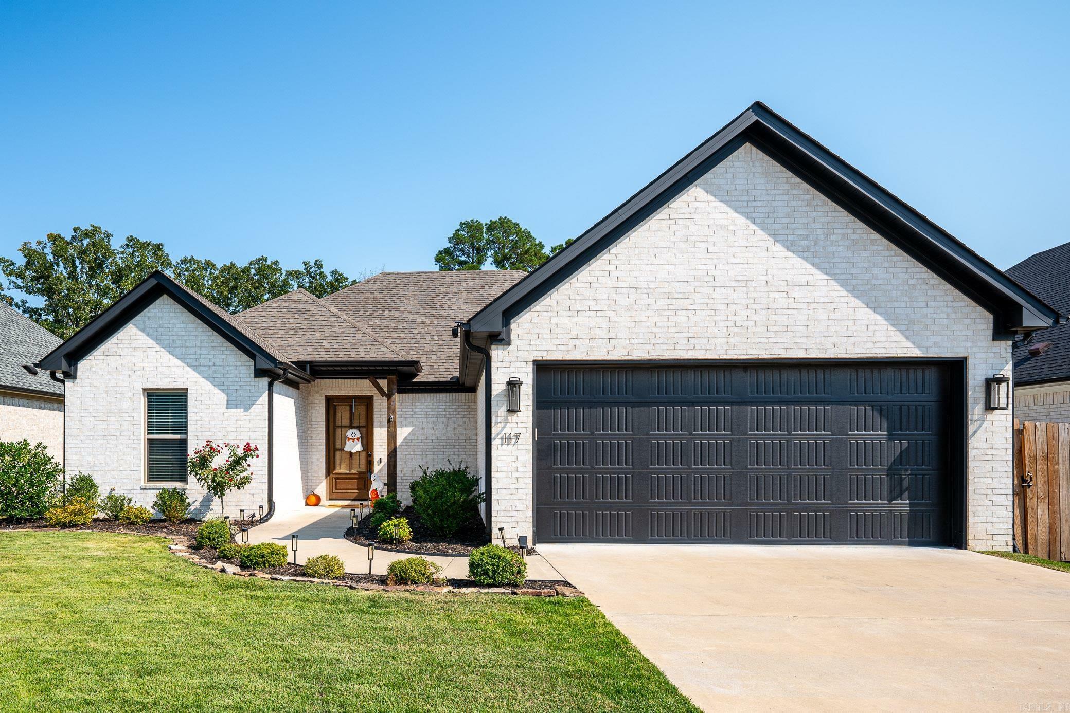 Property Photo:  117 Willow Point Drive  AR 72223 