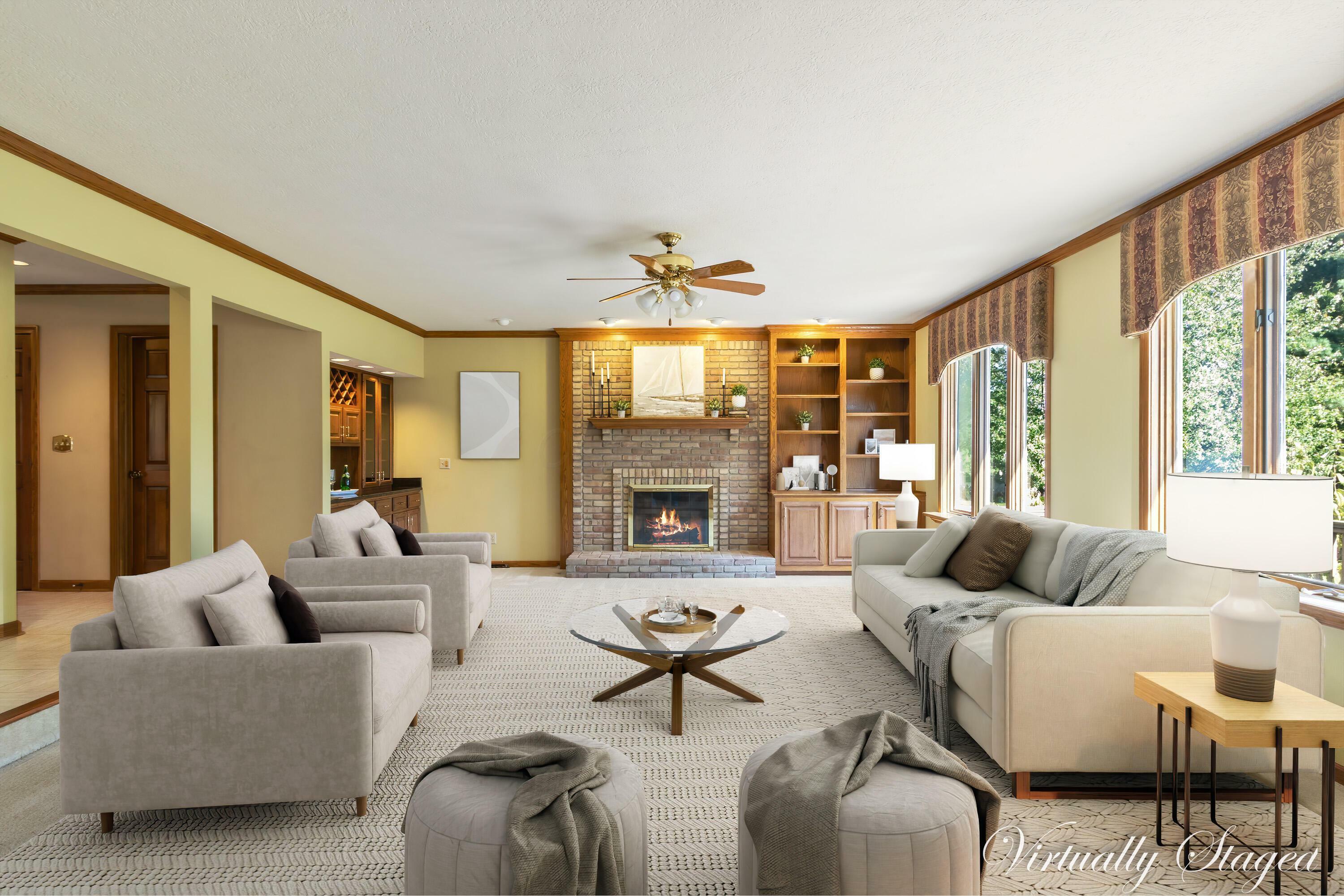 Property Photo:  735 Greenhurst Drive  OH 43082 