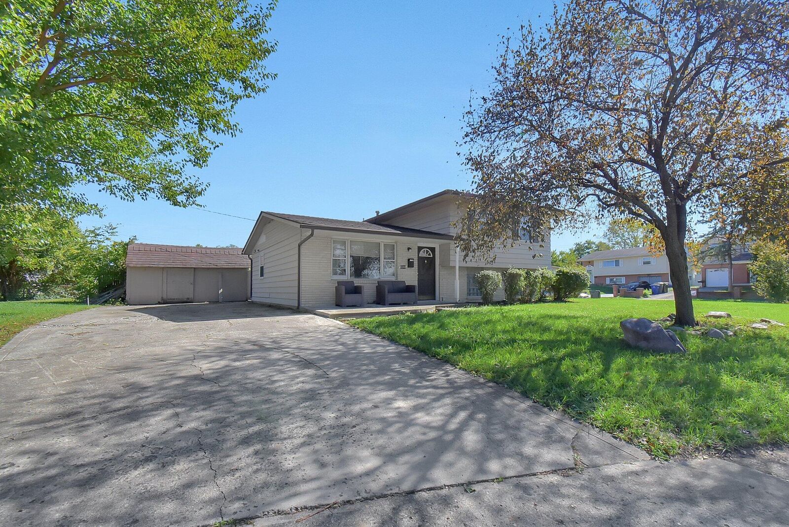 Property Photo:  3344 Villa Court  OH 43207 