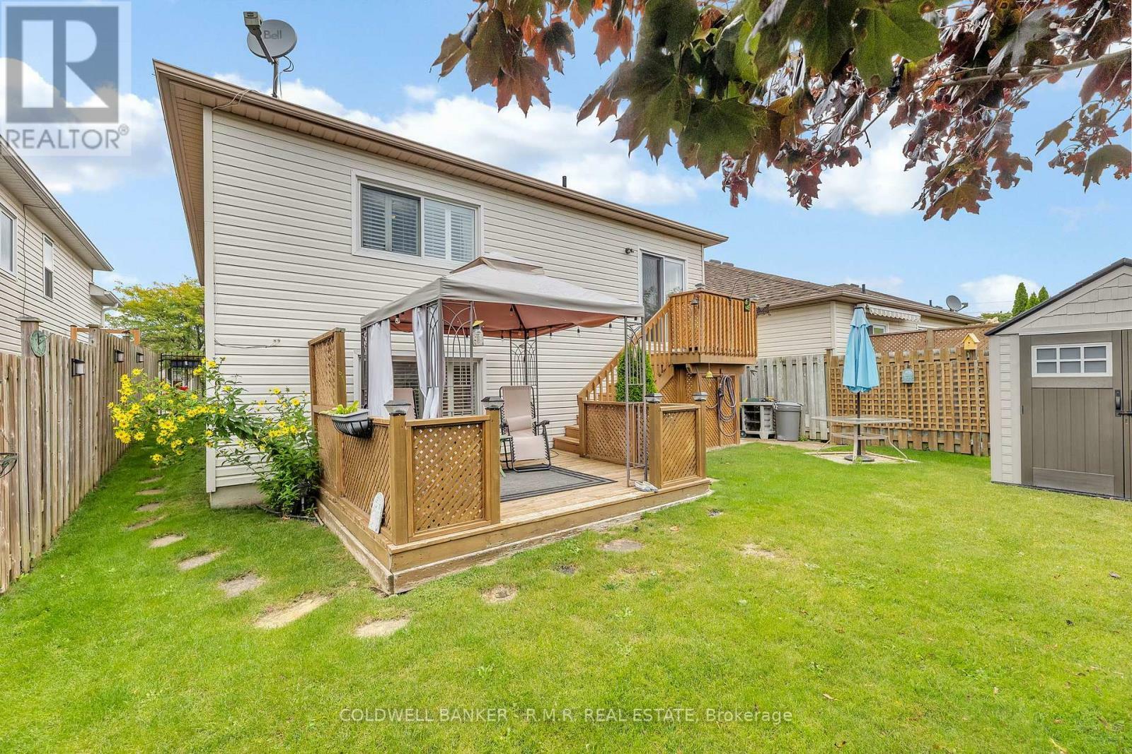 Property Photo:  7 Jarvis Drive  ON L1A 4J8 