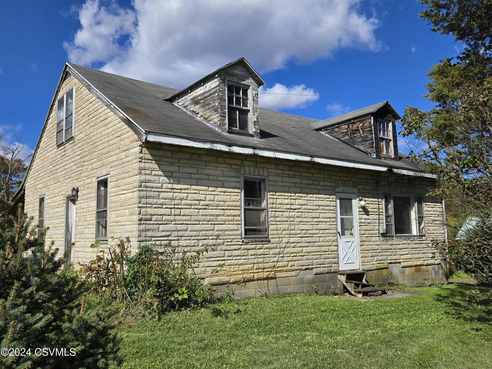 Property Photo:  3346 Stein Lane  PA 17837 