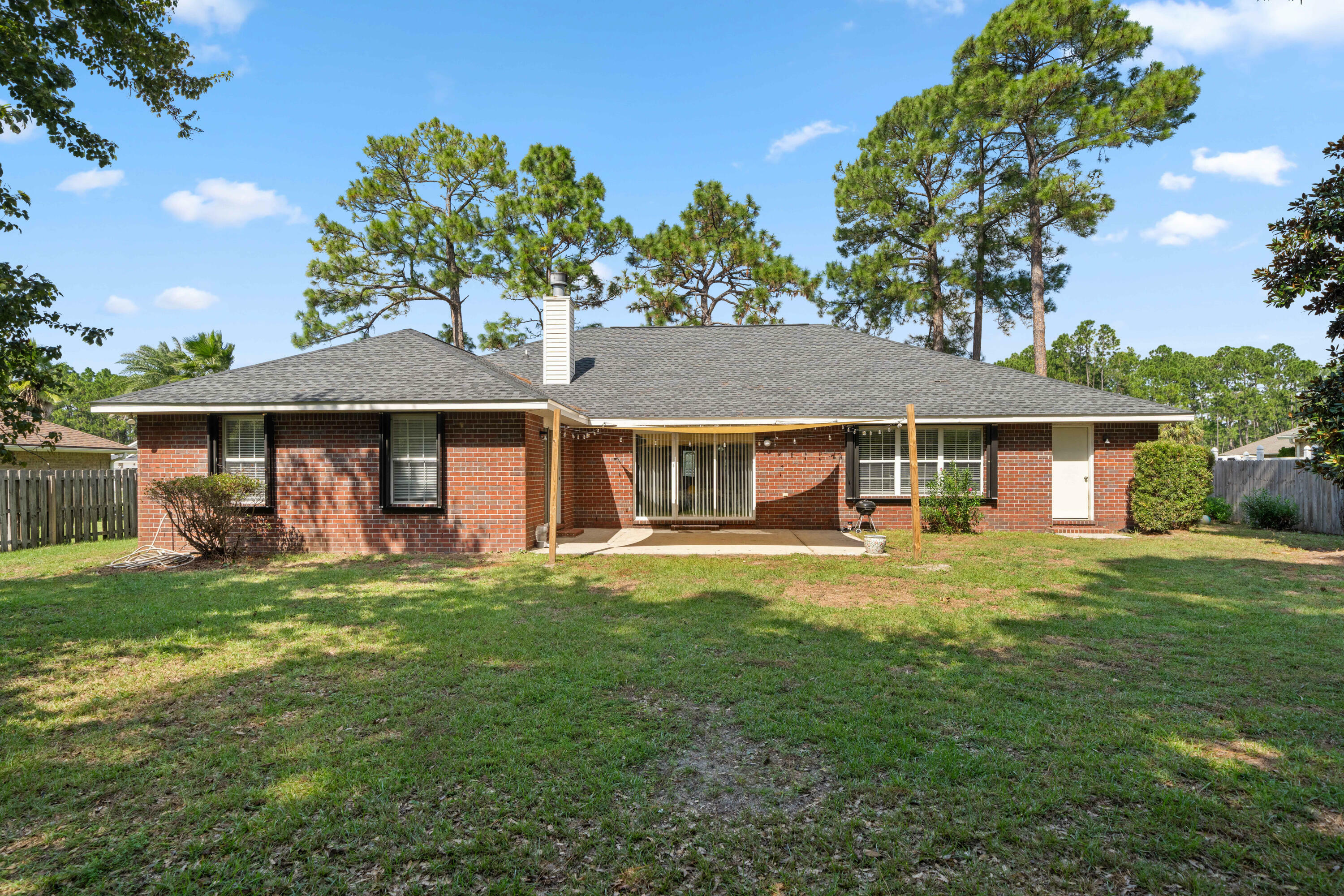 Property Photo:  7199 Riverview Street  FL 32566 