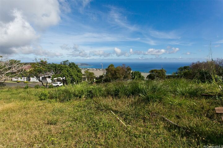 Property Photo:  2500 Aha Aina Place H  HI 96821 