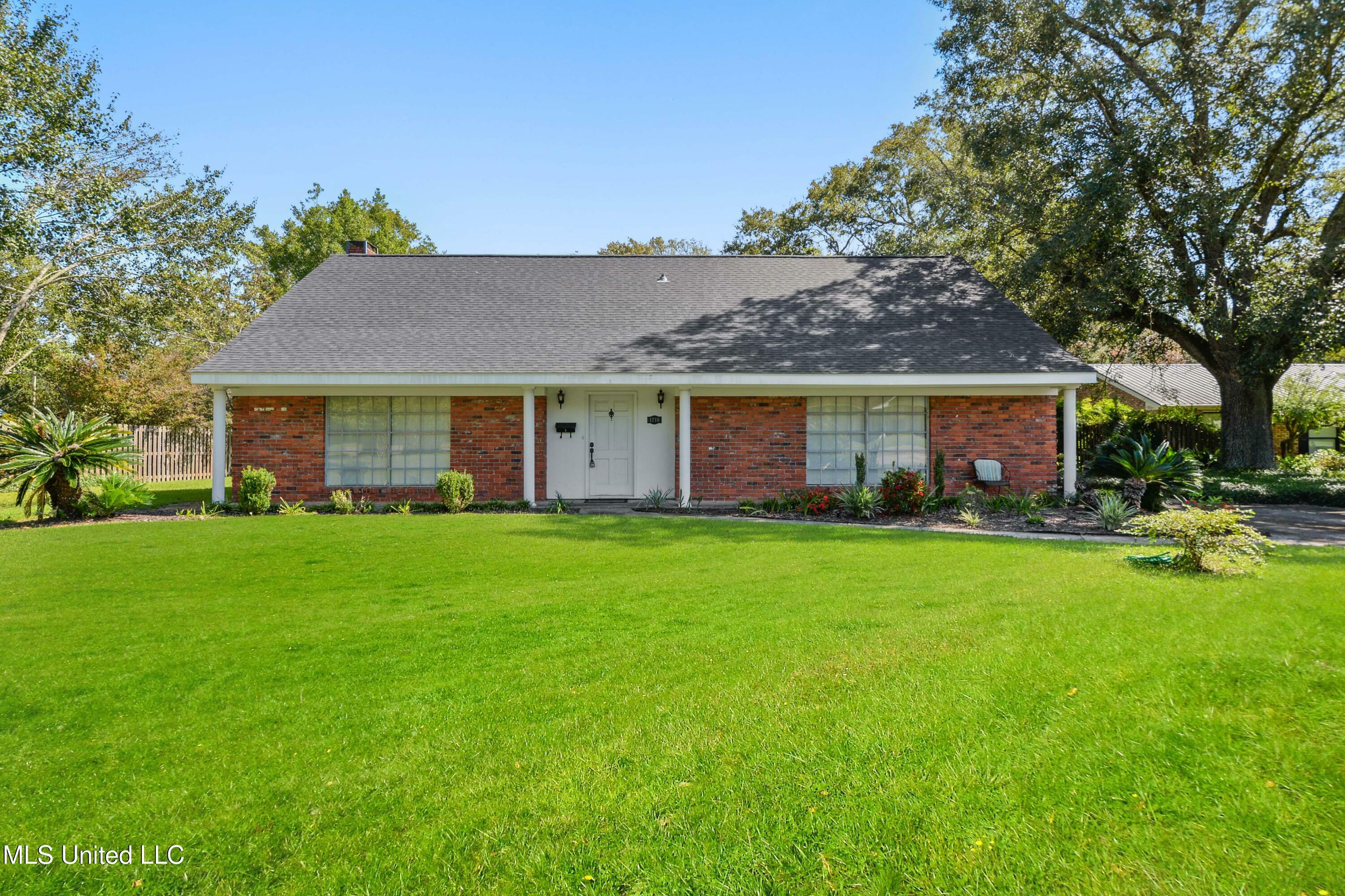 Property Photo:  1710 Bates Street  MS 39581 