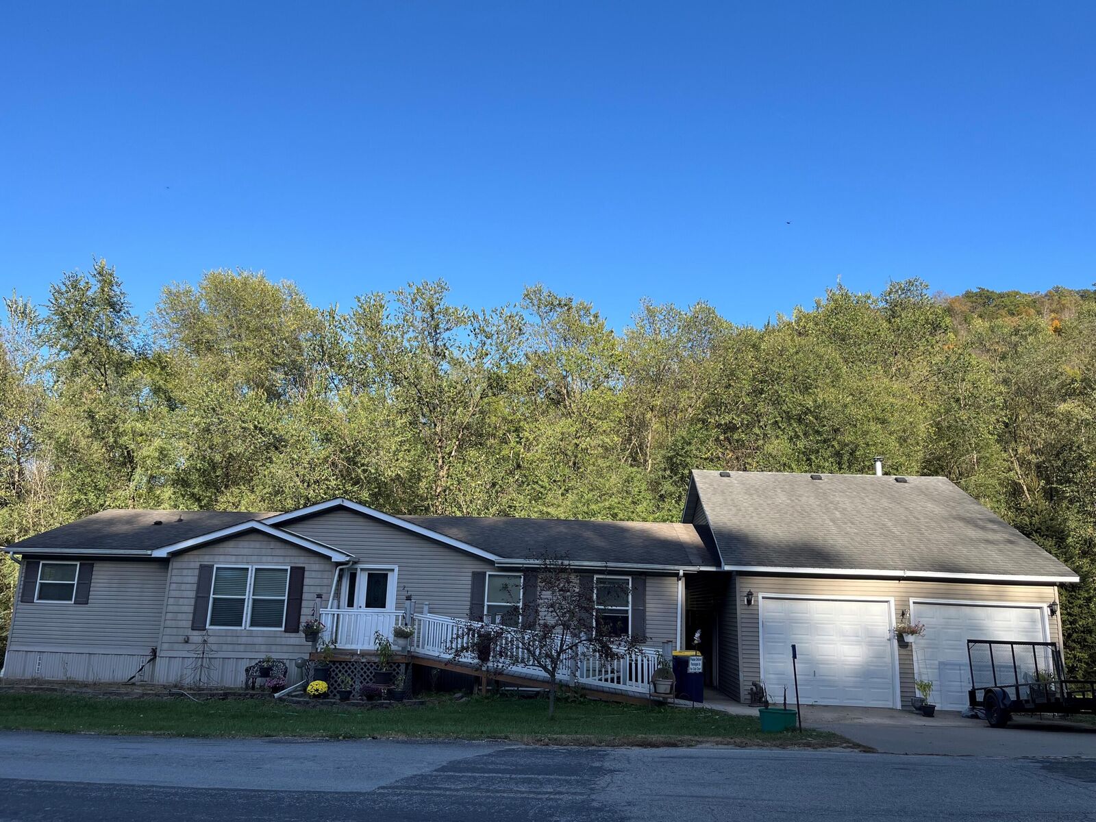 Property Photo:  214 S Main St  WI 54621 