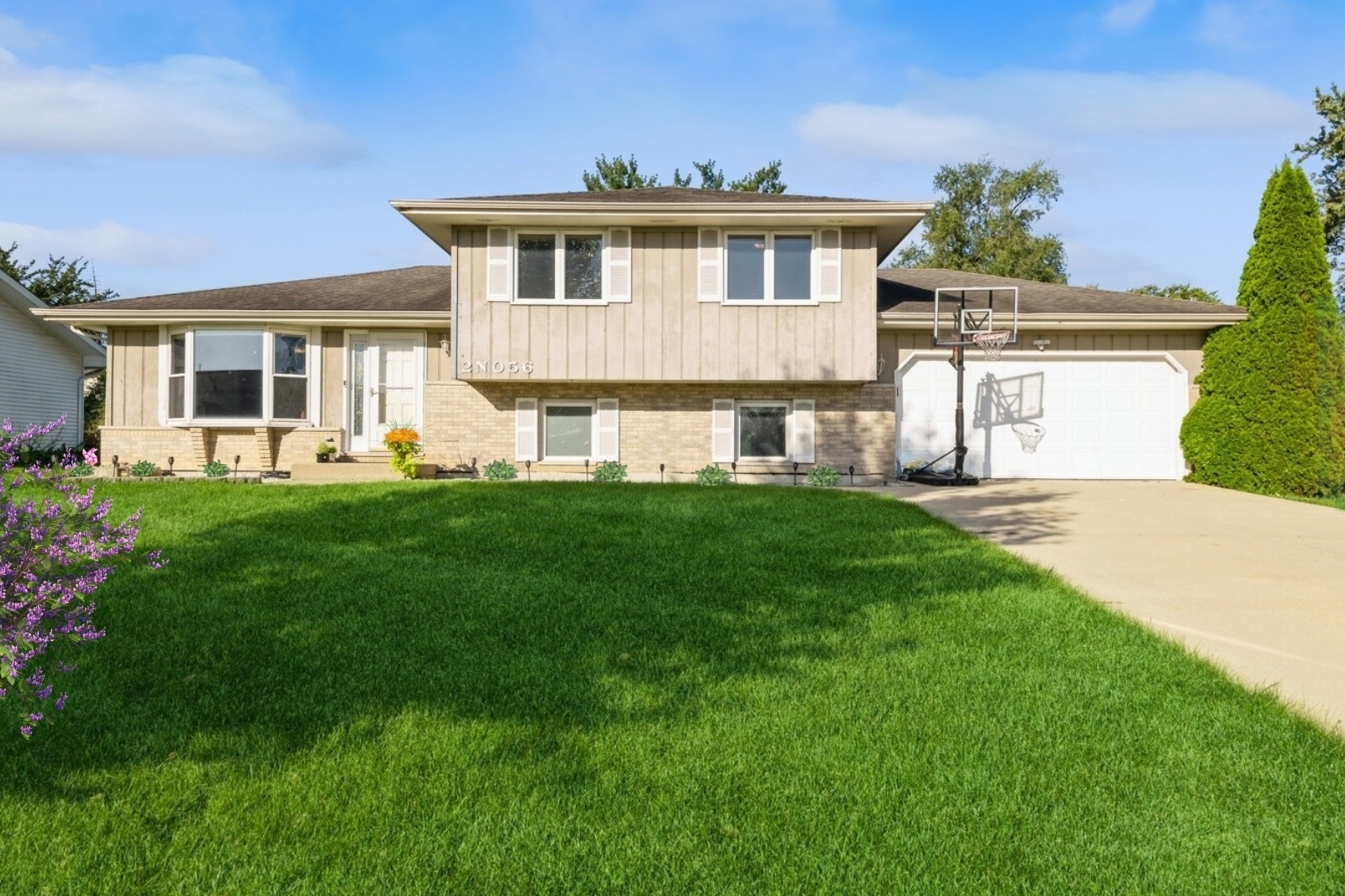 Property Photo:  2N056 Kramer Avenue  IL 60148 