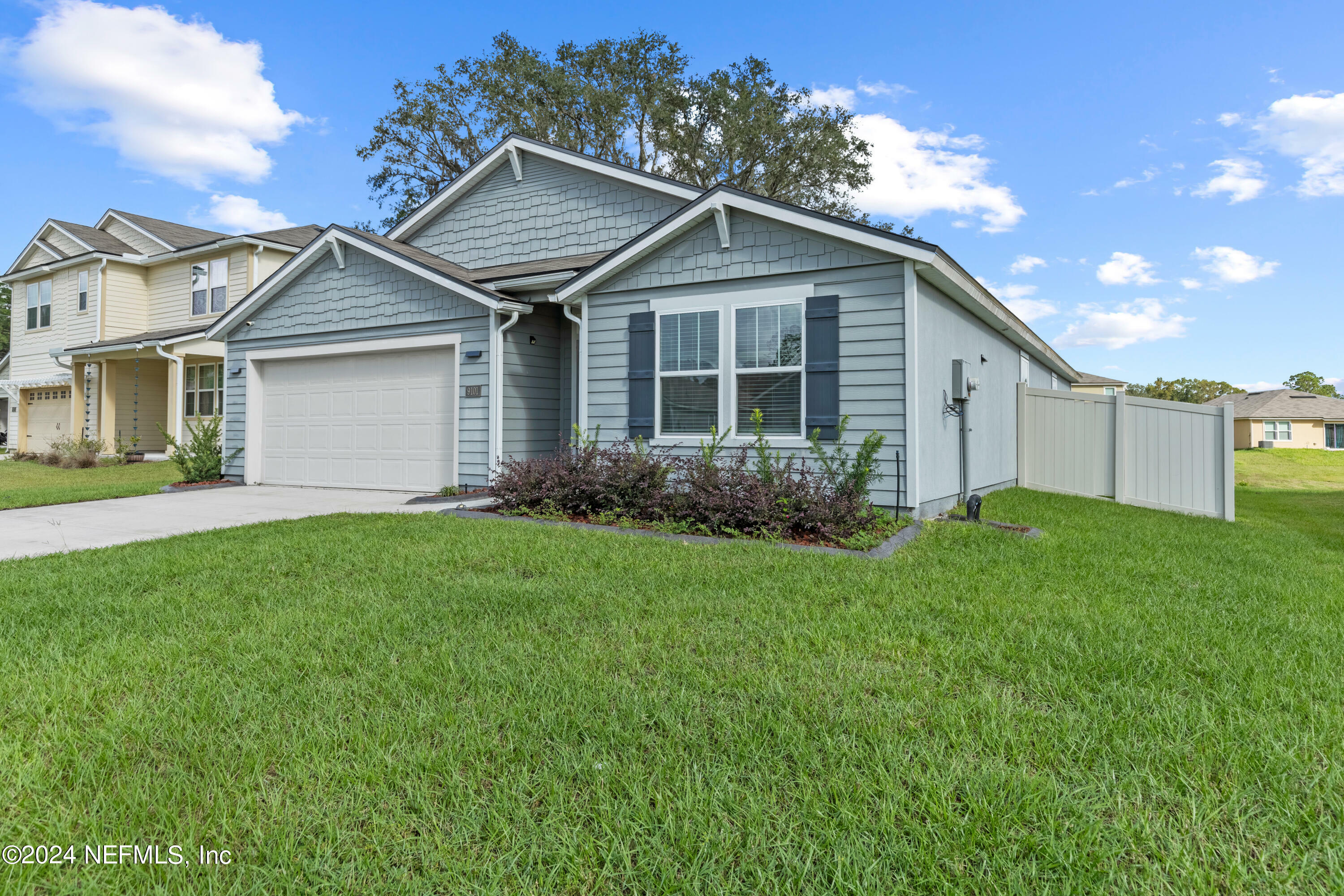 Property Photo:  9101 Mendocino Court  FL 32222 