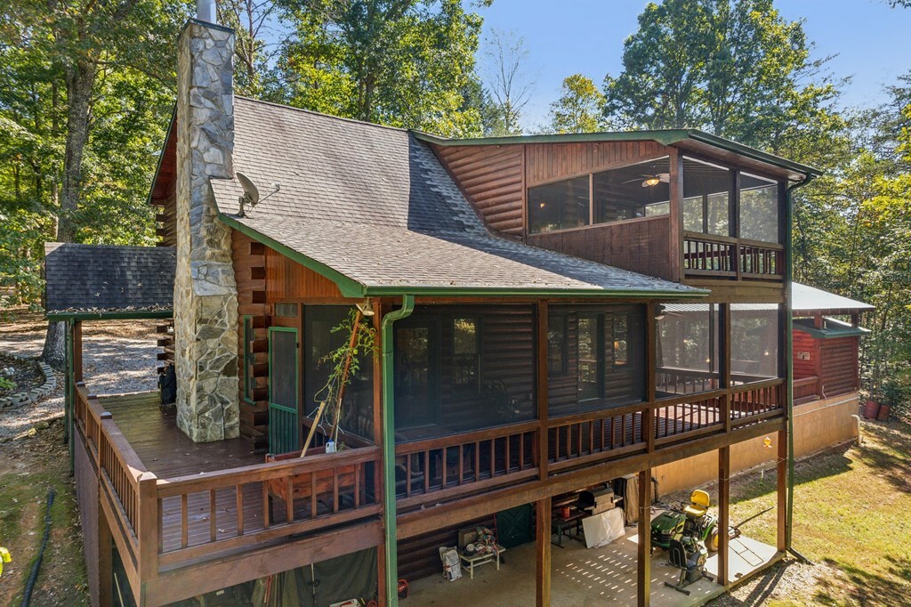 Property Photo:  246 Meadowoods Drive  GA 30560 