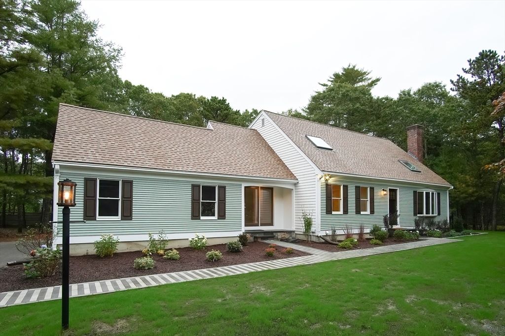 Property Photo: 16 Yardarm Drive MA 02649