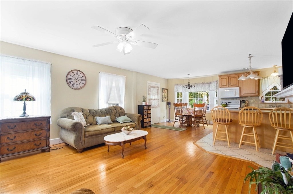 Property Photo:  33 Vassar Cir  MA 01040 