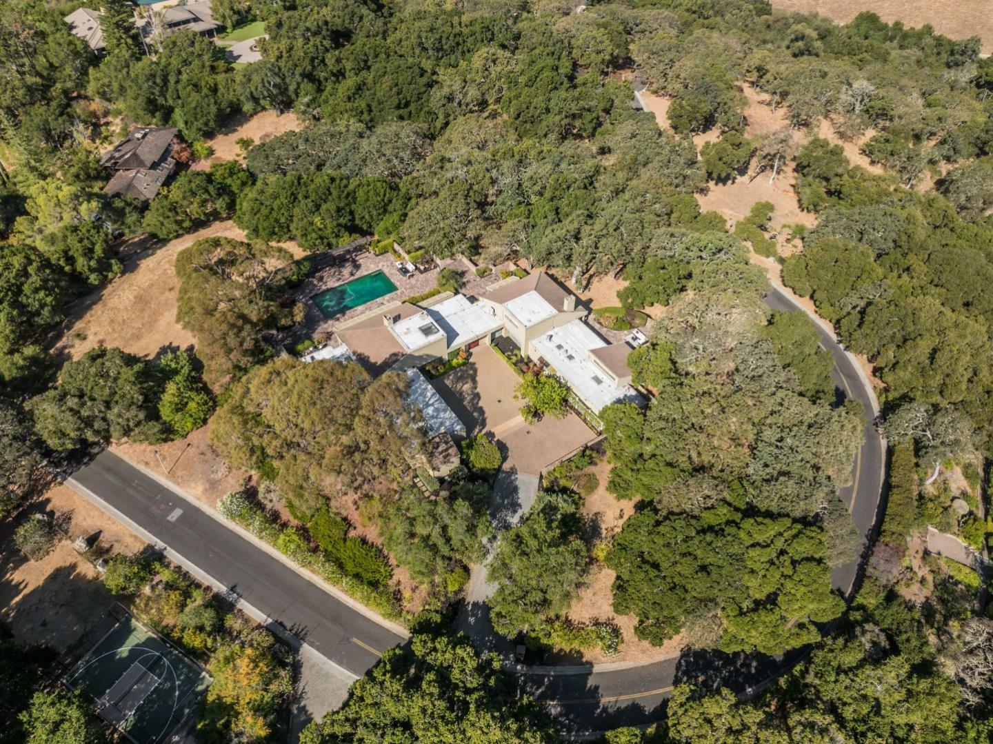 Property Photo:  930 Laurel Glen Drive  CA 94304 