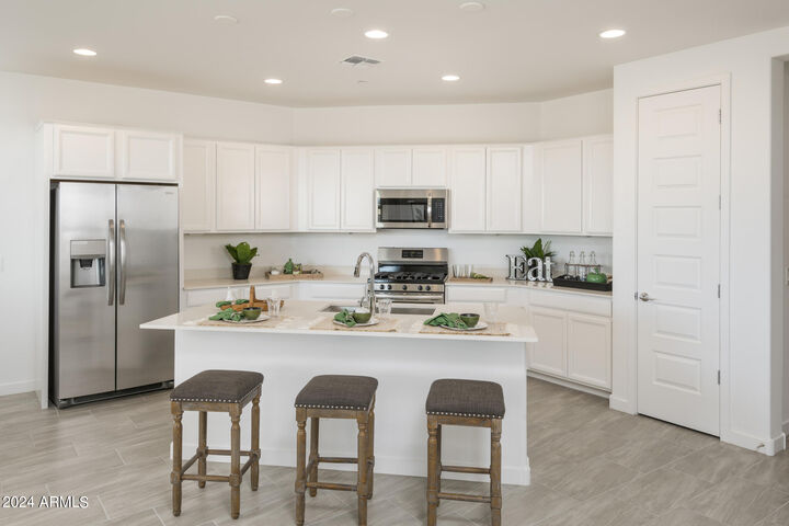 Property Photo: 3260 S Piedra Avenue AZ 85212
