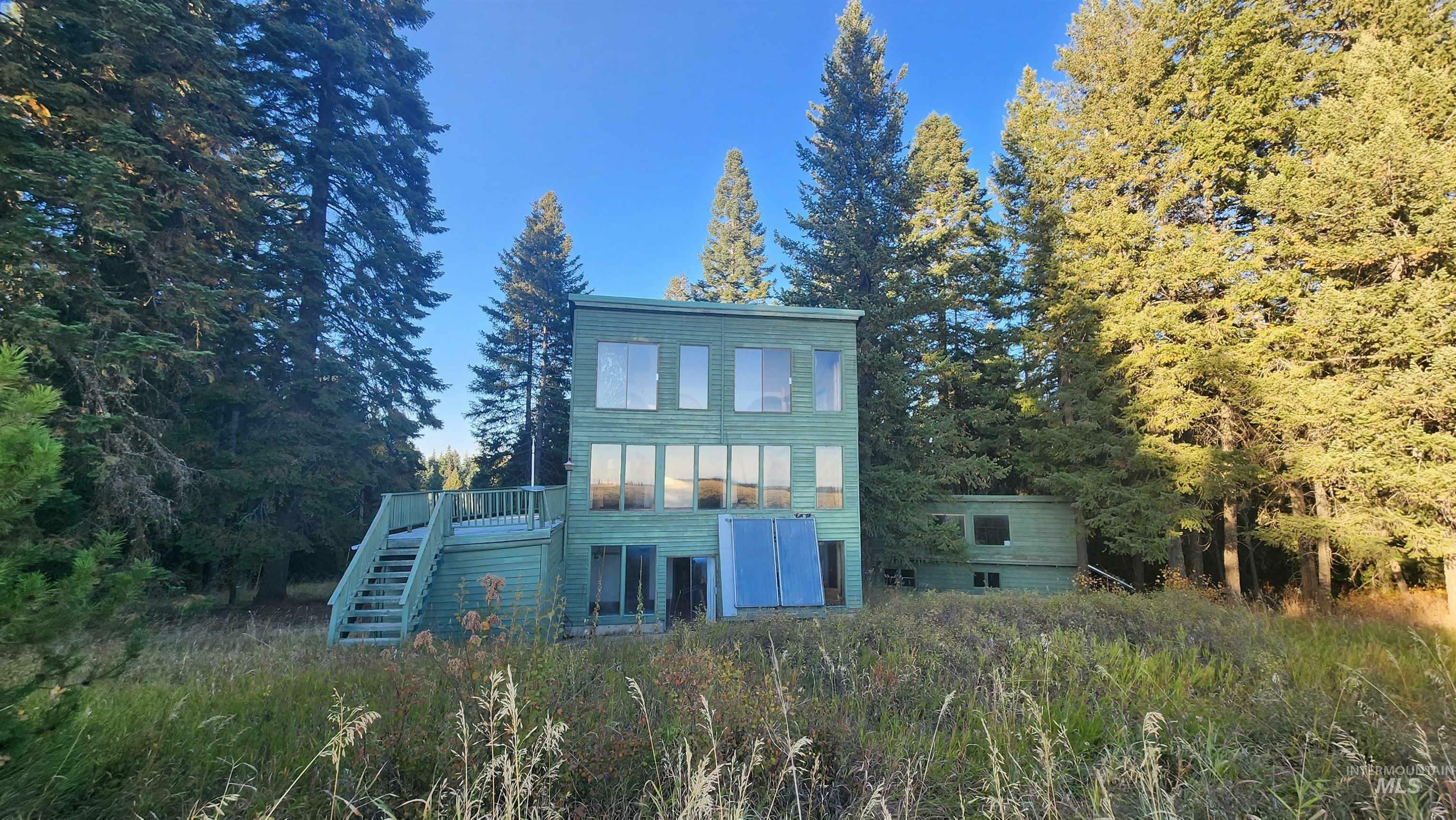 Property Photo:  1200 White Pine Flats Rd  ID 83871 