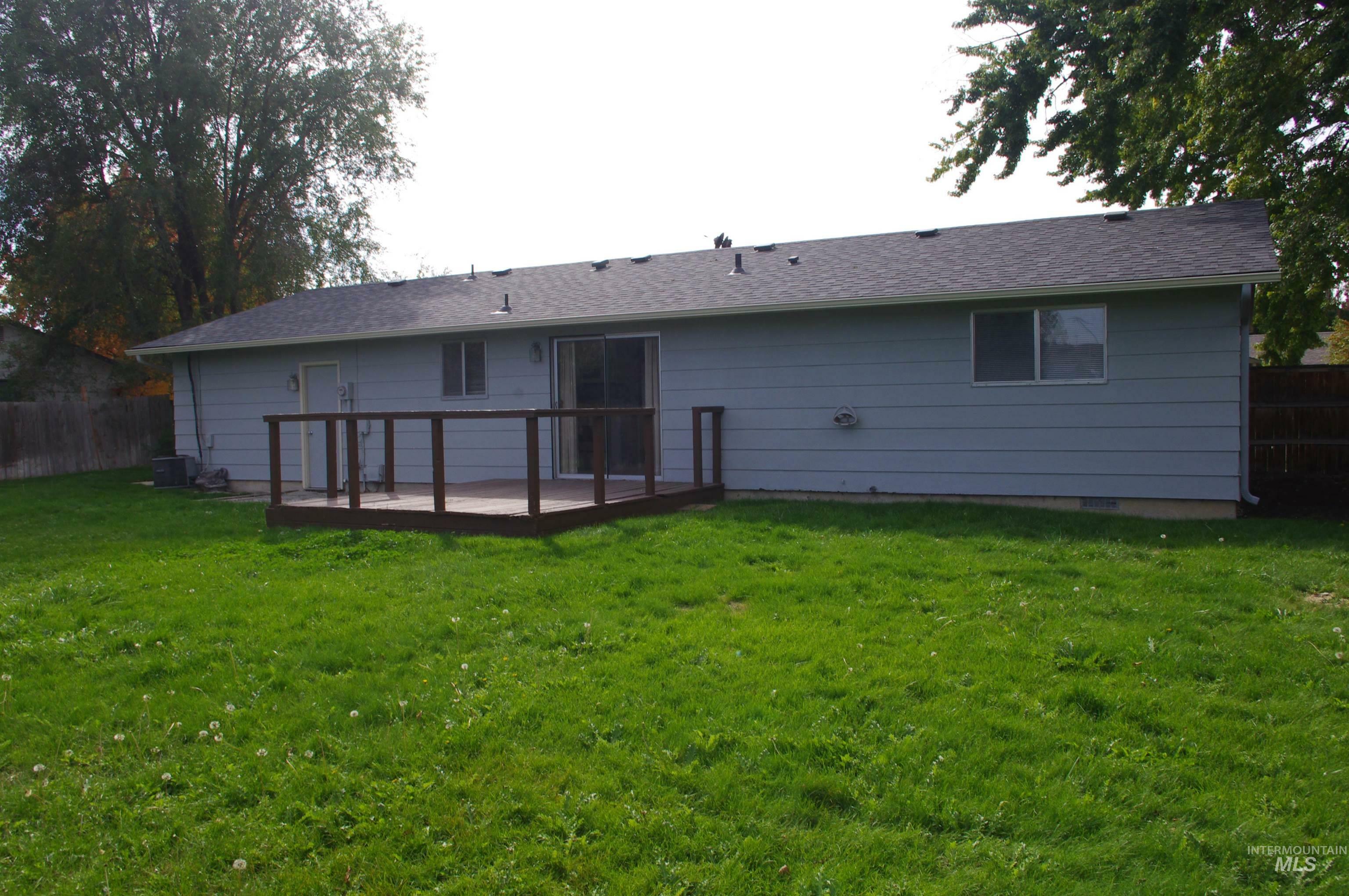 Property Photo:  1324 W Newport Dr  ID 83646 