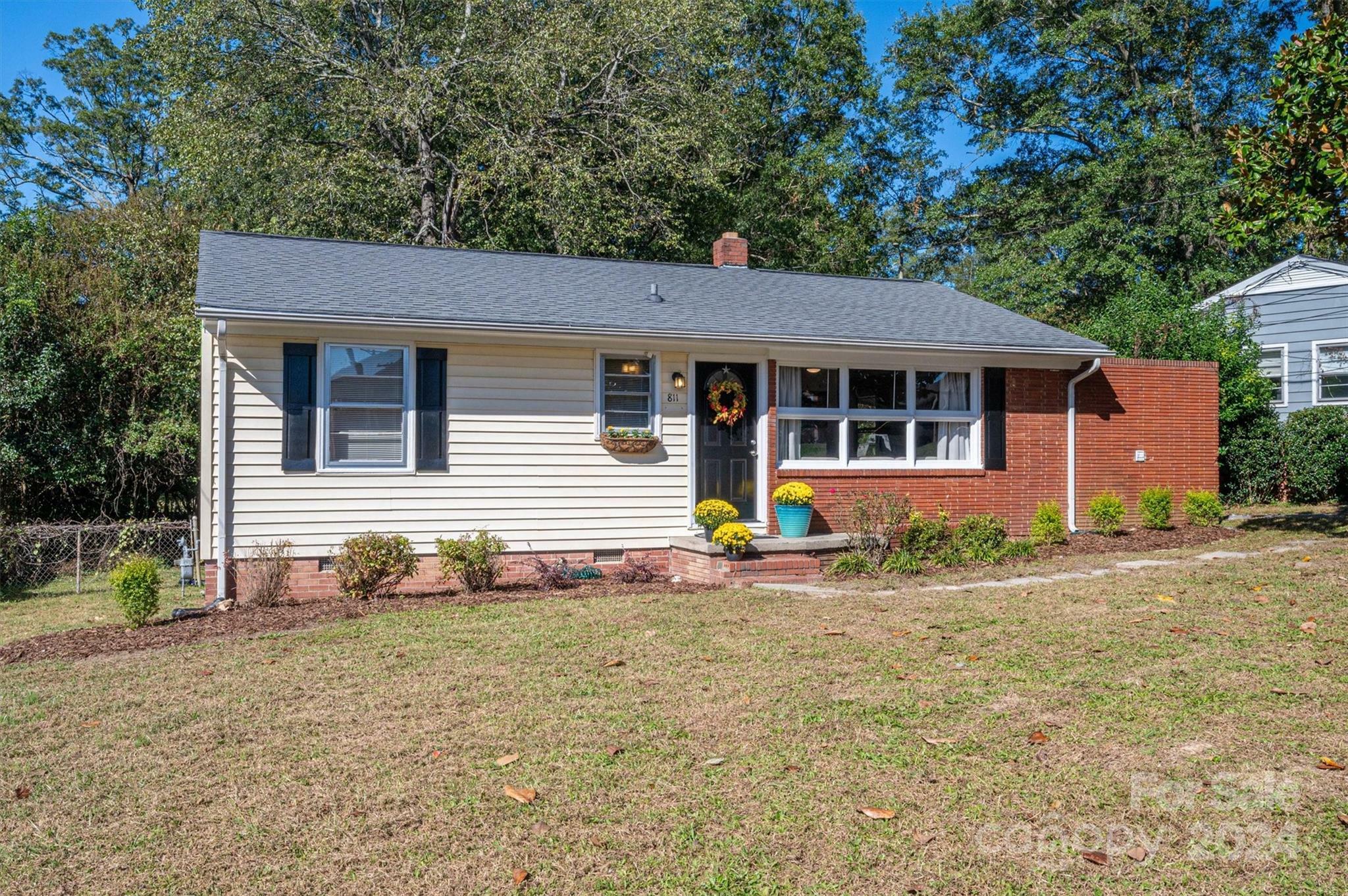 811 Laurel Lane  Gastonia NC 28054 photo