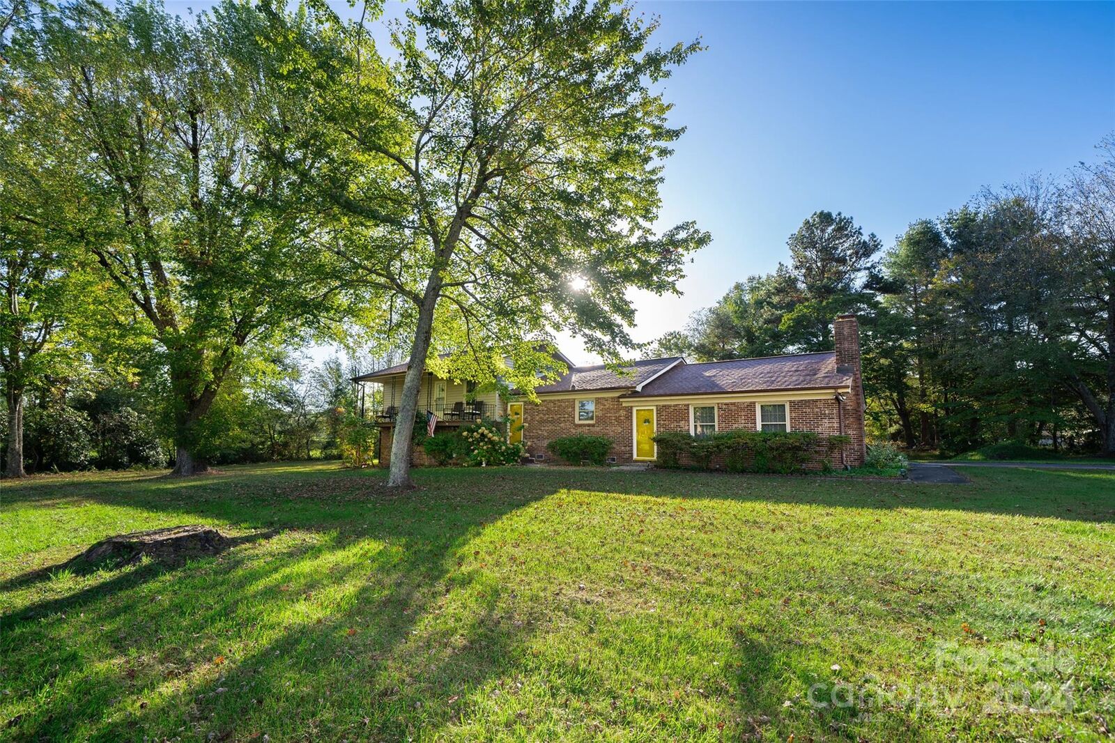 Property Photo: 123 N Greenwood Forest Drive NC 28729