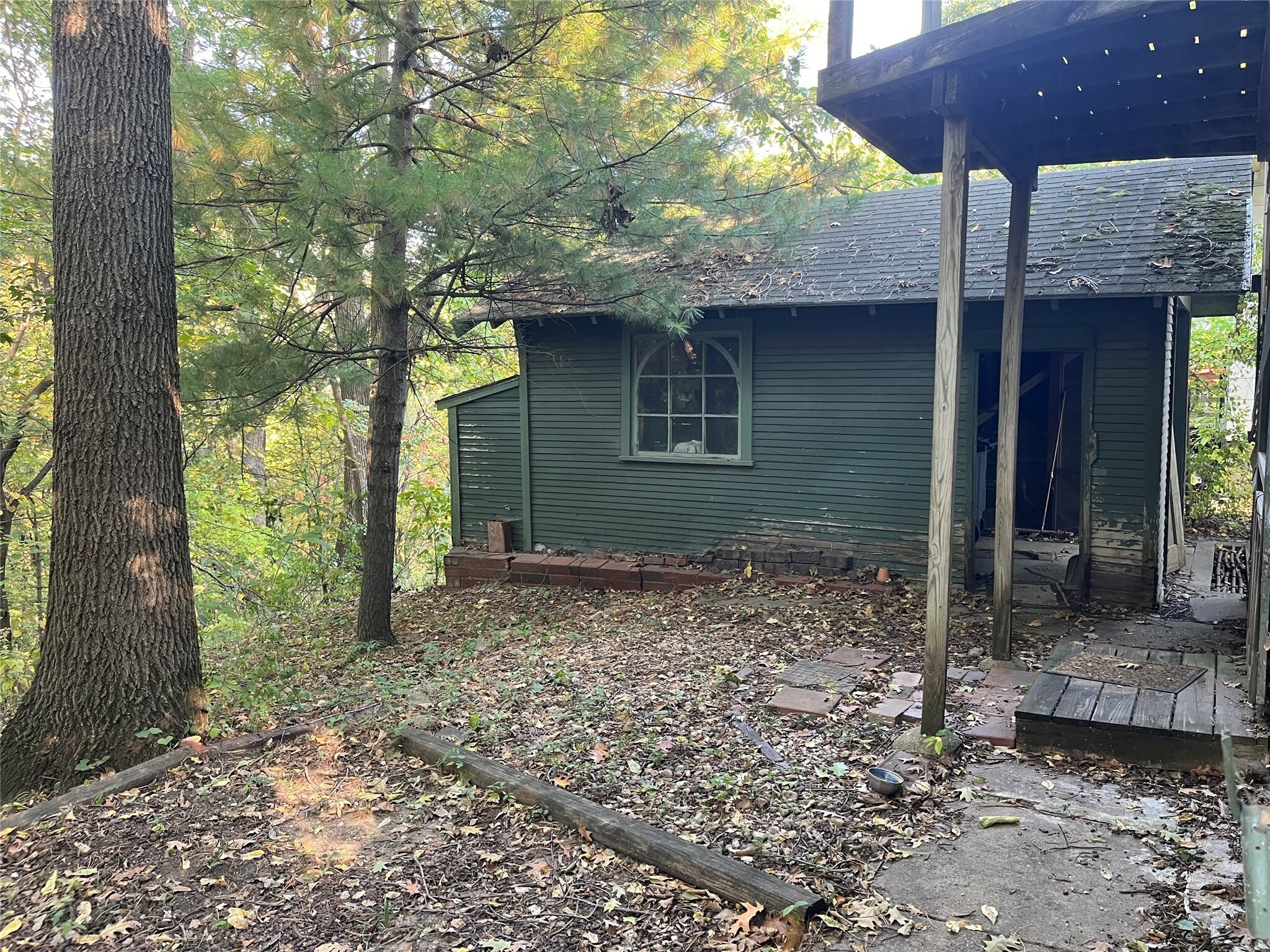 Property Photo:  1604 24th Place  IA 50310 