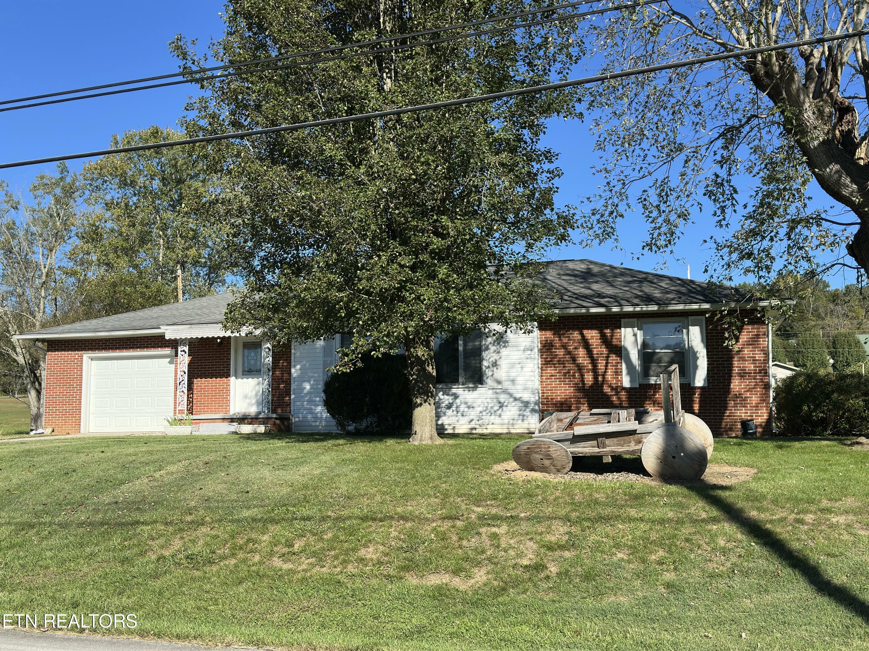 Property Photo:  335 Bristol Rd  TN 37752 