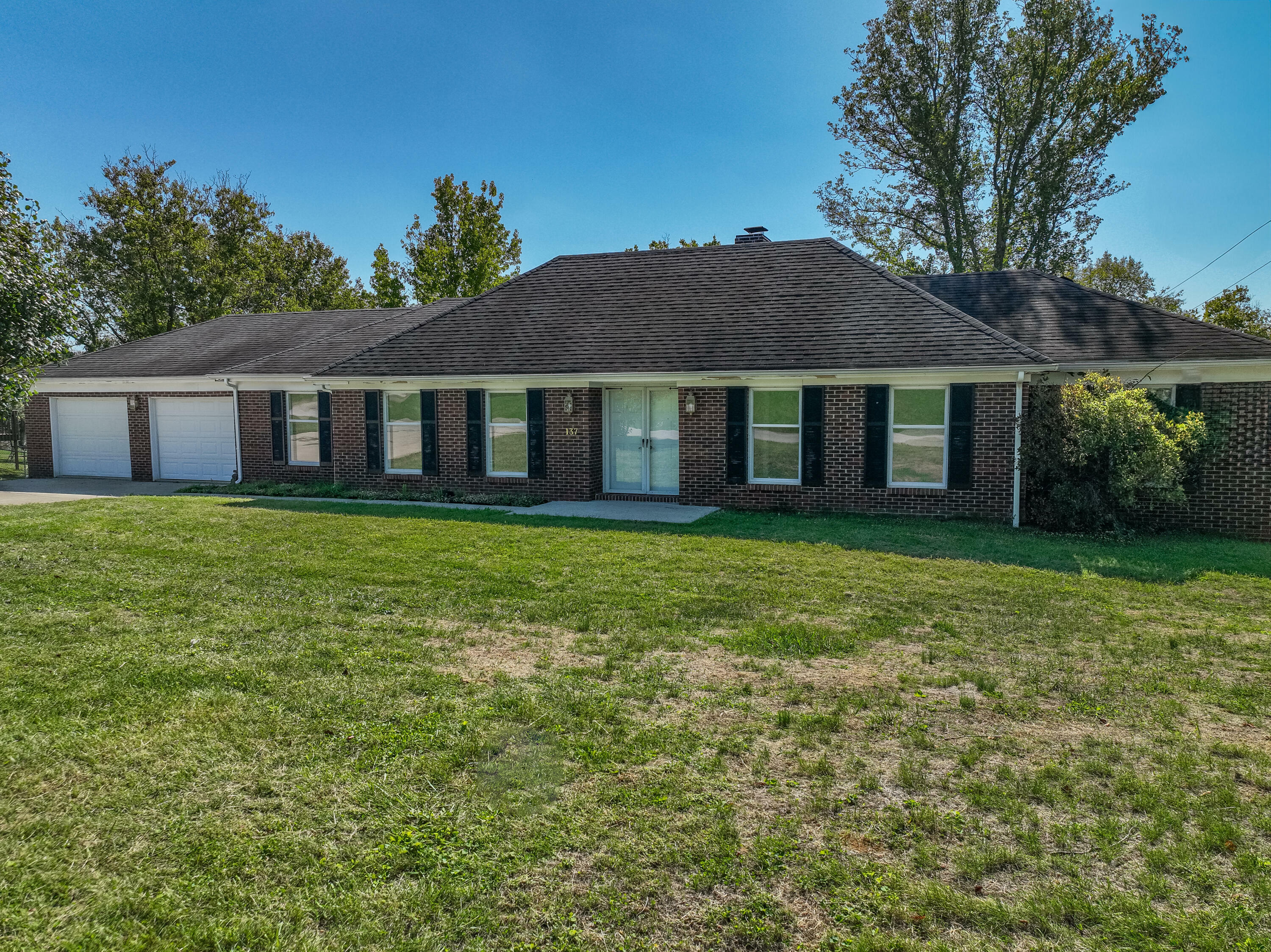 Property Photo:  137 Shale Drive  KY 40475 