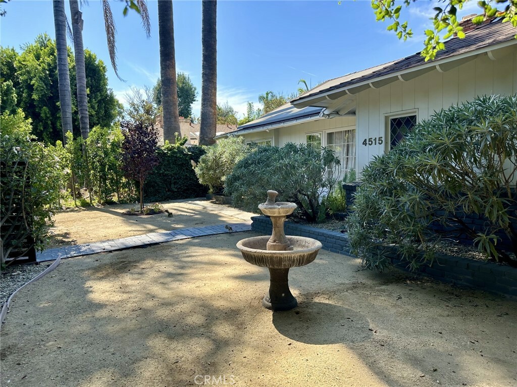 Property Photo:  4515 Sherman Oaks Ave  CA 91403 