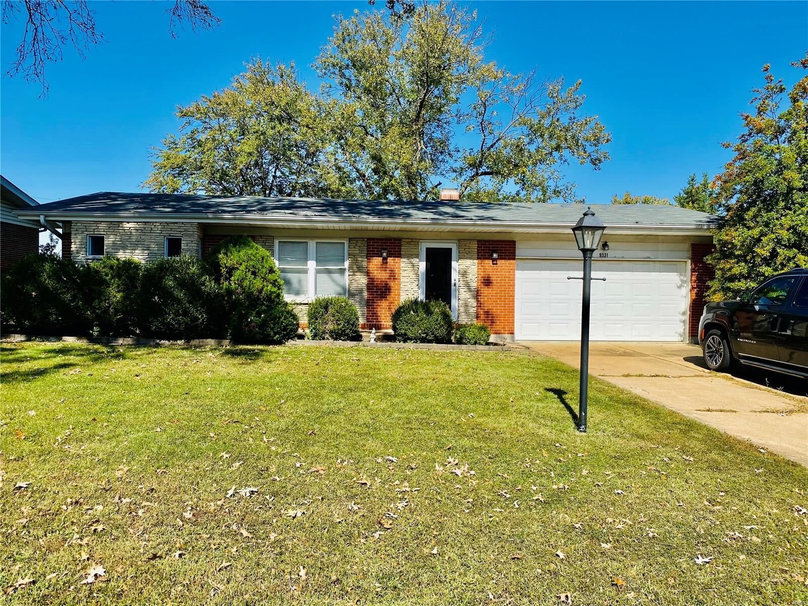 Property Photo:  9331 Lawndale Drive  MO 63126 