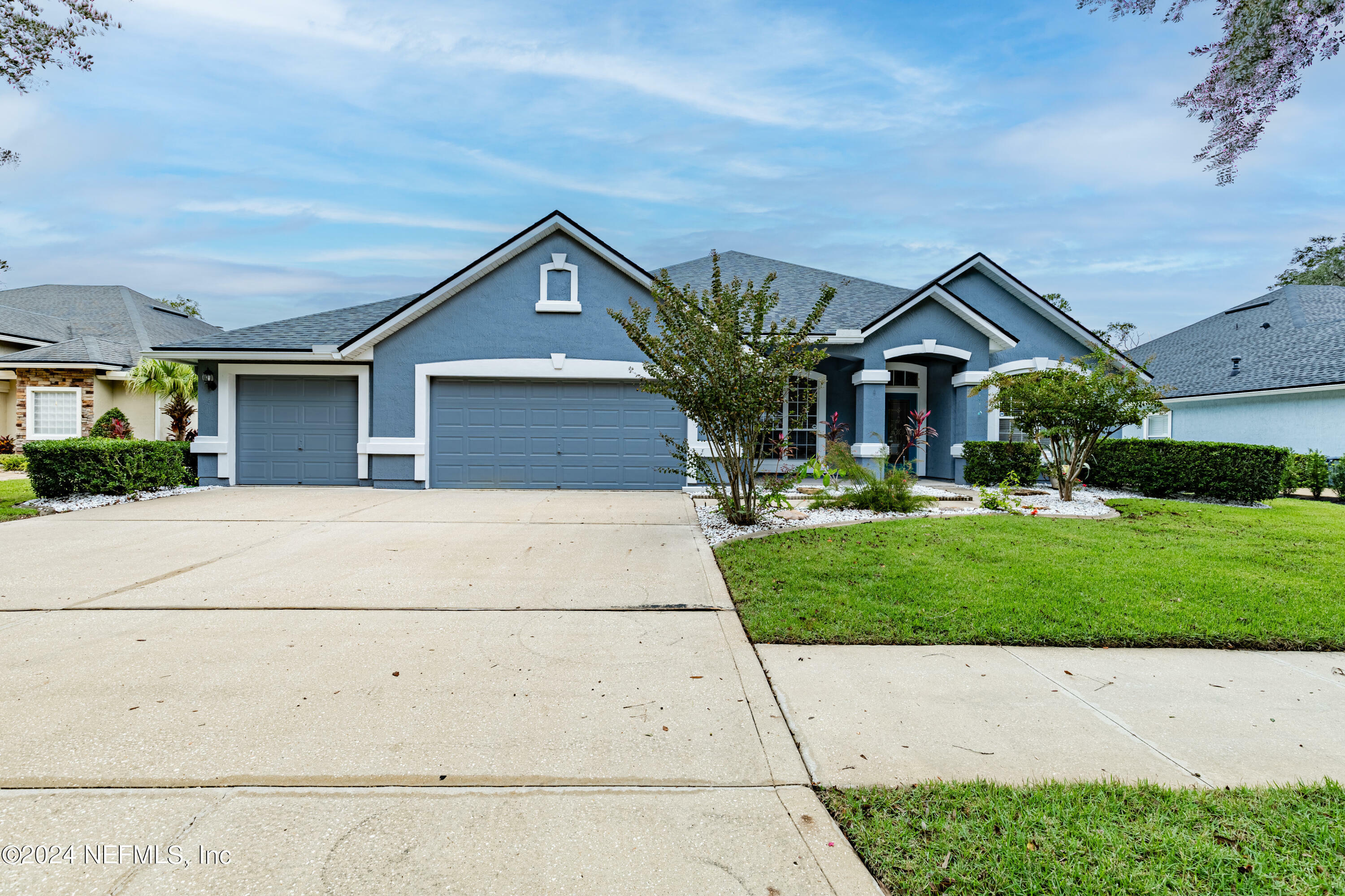 Property Photo:  120 Oakwood Plantation Drive  FL 32003 