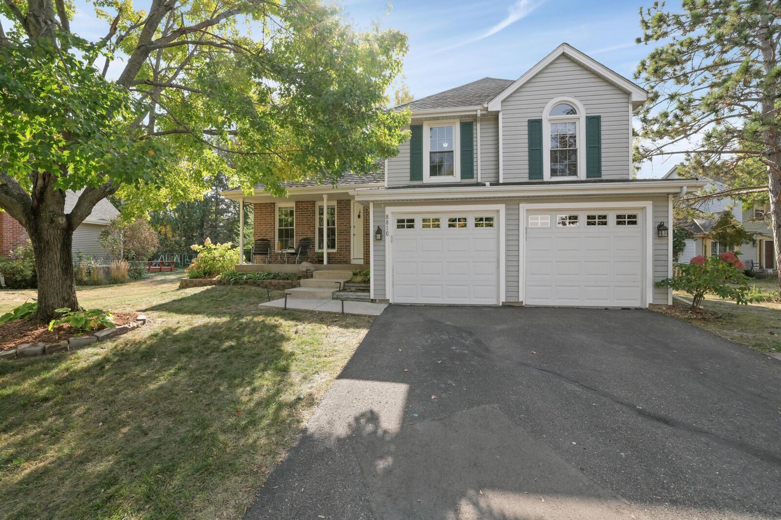 Property Photo: 8810 Knollwood Drive MN 55347