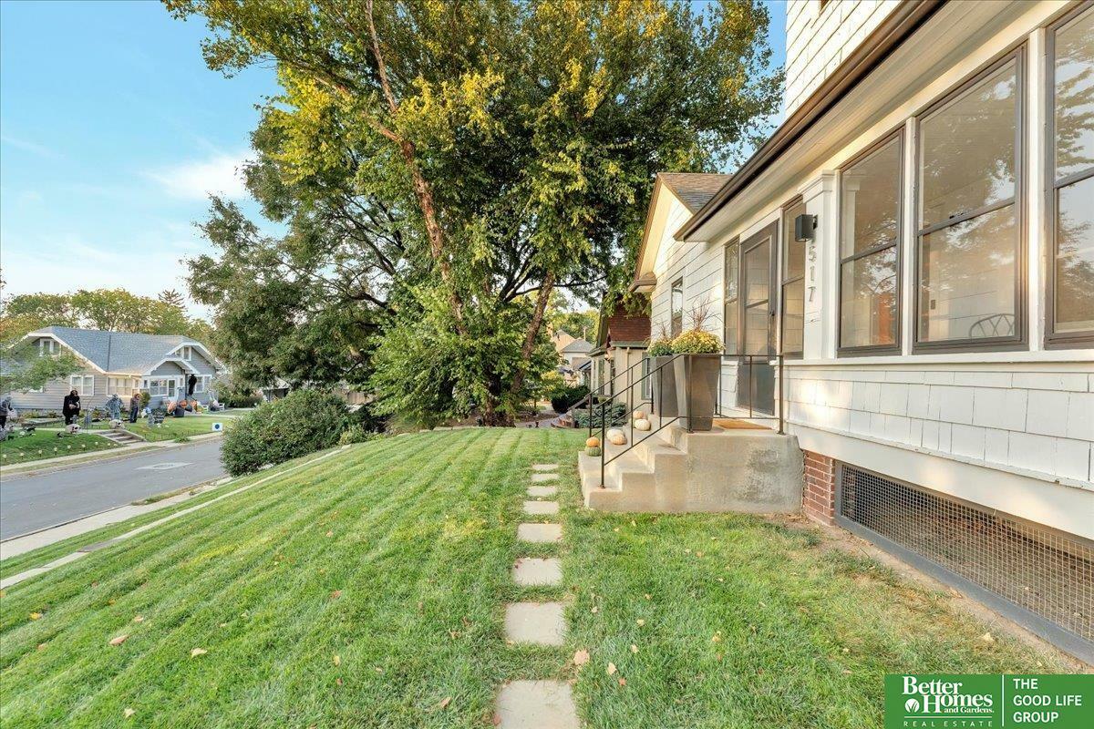 Property Photo:  517 S 56th Street  NE 68106 