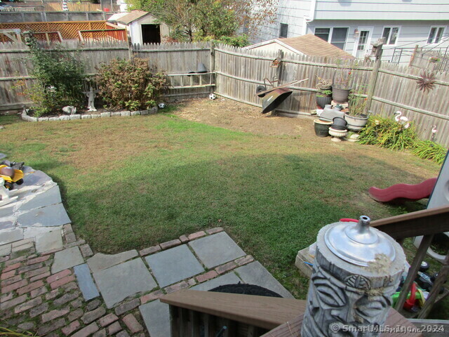 Property Photo:  82 Greenfield Street 82  CT 06825 