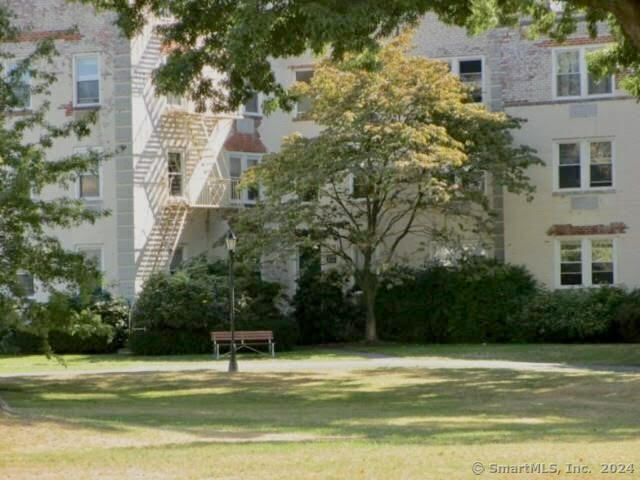 Property Photo:  132 Woodside Green 2D  CT 06905 