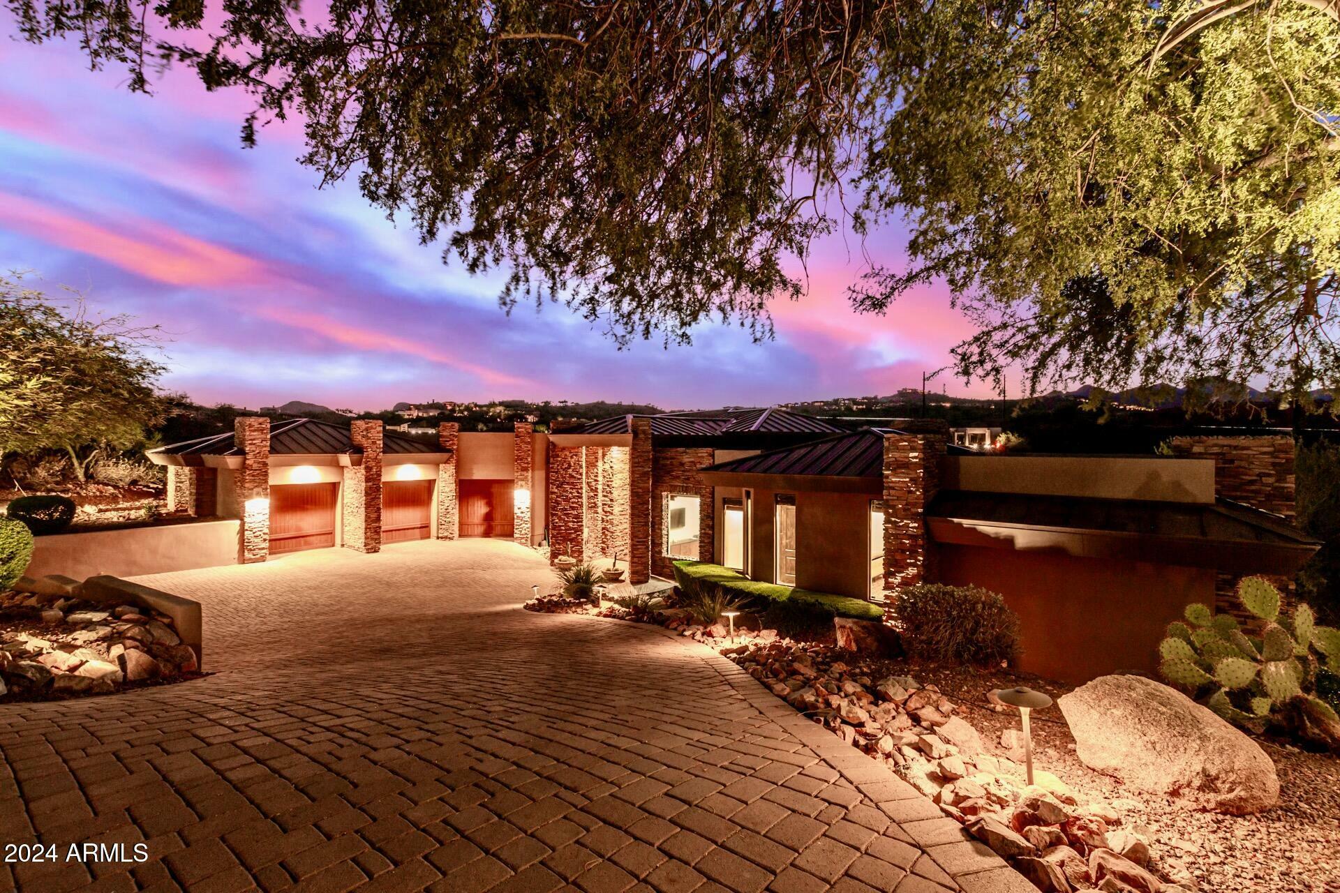 Property Photo:  10224 N Azure Vista Trail  AZ 85268 