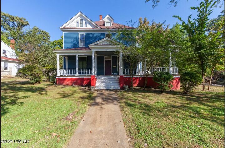 1072 N Highland Avenue  Jackson TN 38301 photo