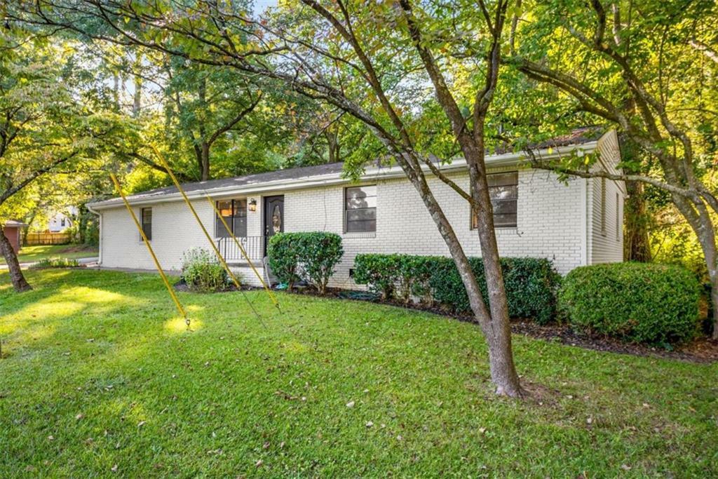 Property Photo:  330 Banberry Drive SE  GA 30315 