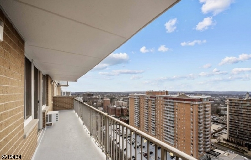 Property Photo:  160 Overlook Ave 24  NJ 07601 