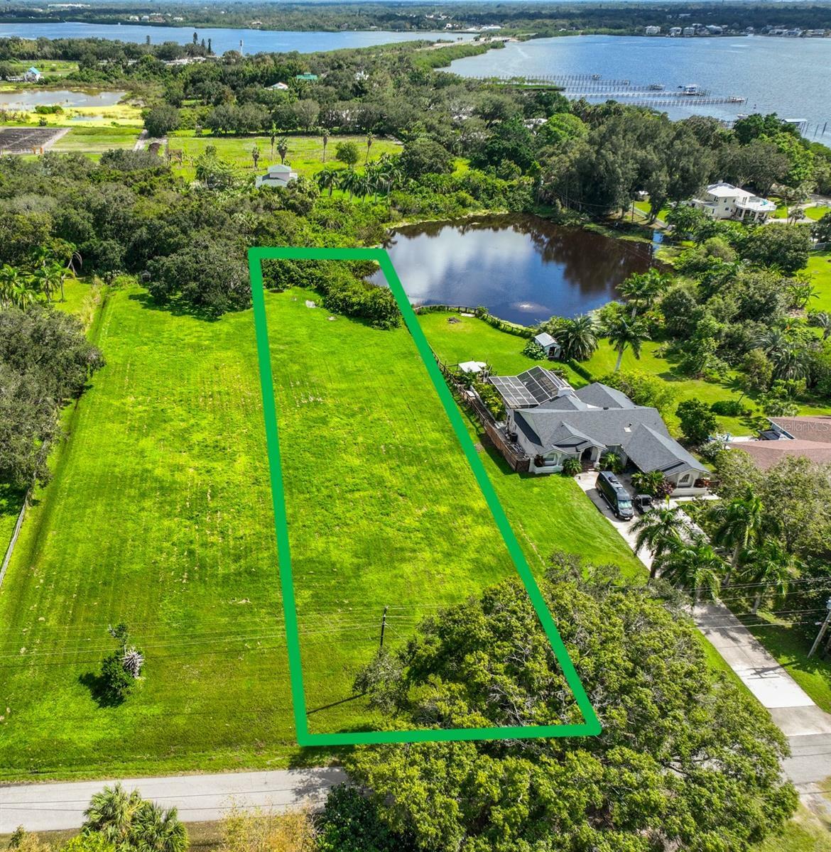 Property Photo:  1480 Center Road  FL 34250 