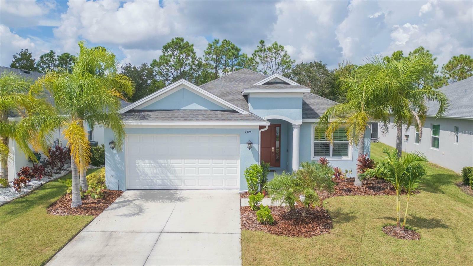 Property Photo:  4325 Renwick Drive  FL 34219 