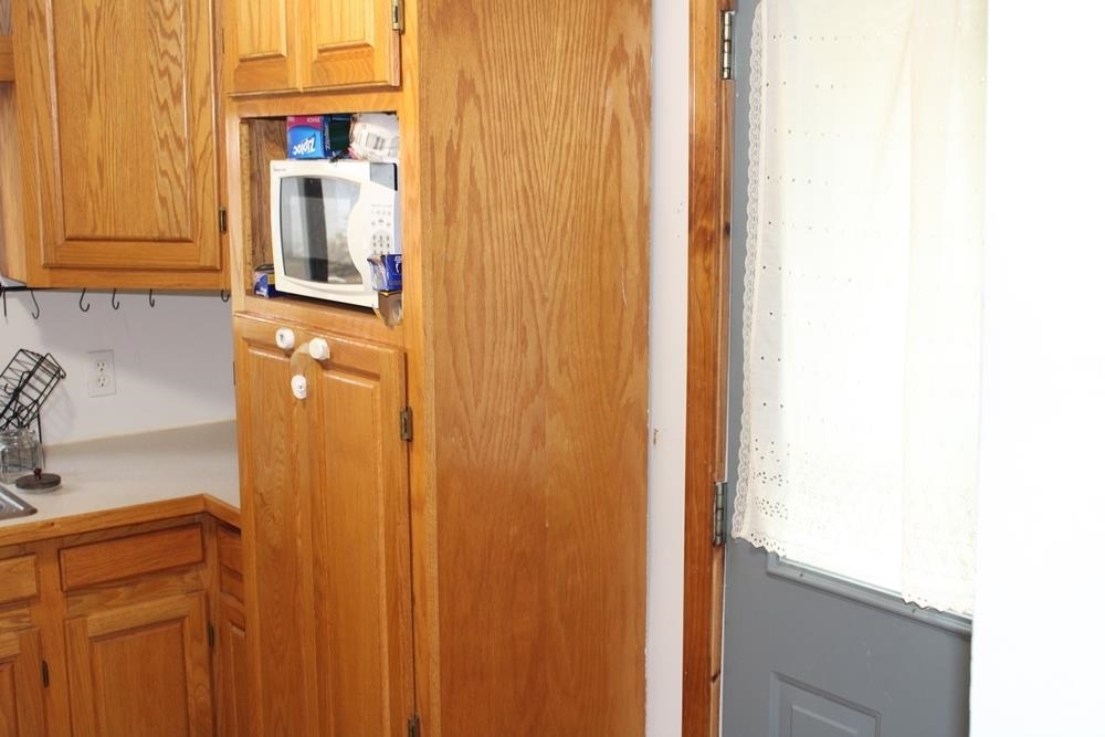 Property Photo:  