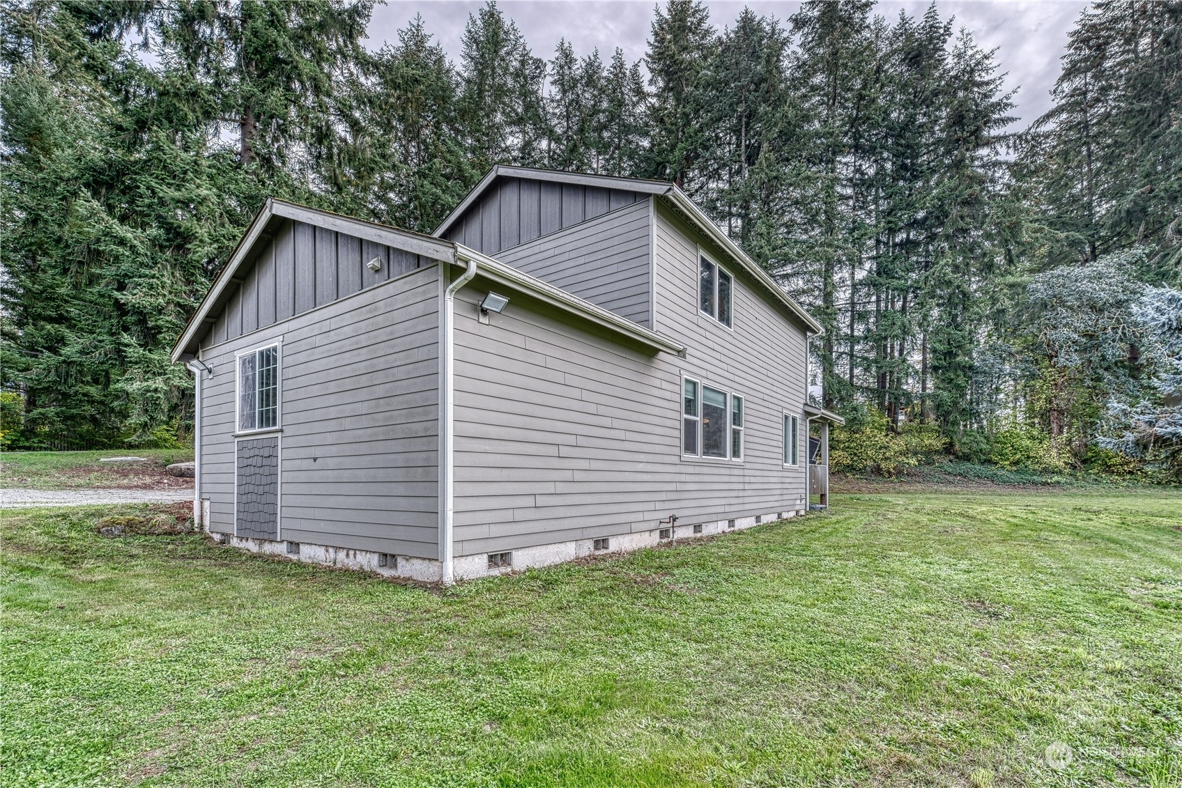 Property Photo:  12017 Hillcrest Drive SE  WA 98597 