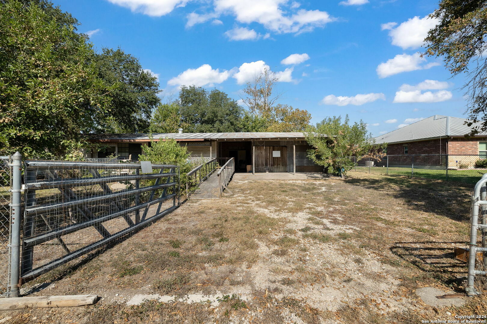 162 Meadow Crst  New Braunfels TX 78130 photo