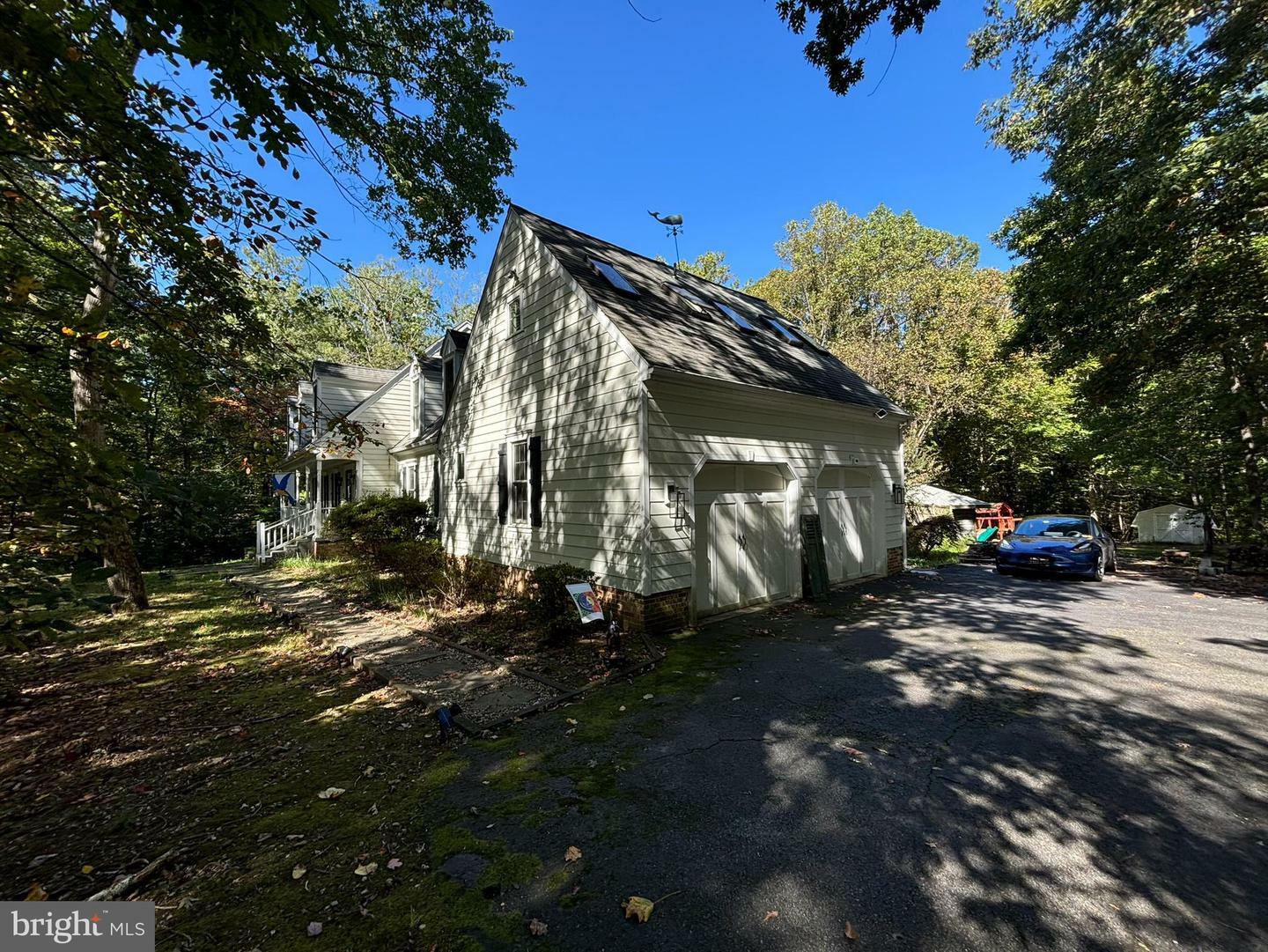 Property Photo:  9940 Hampton Road  VA 22039 