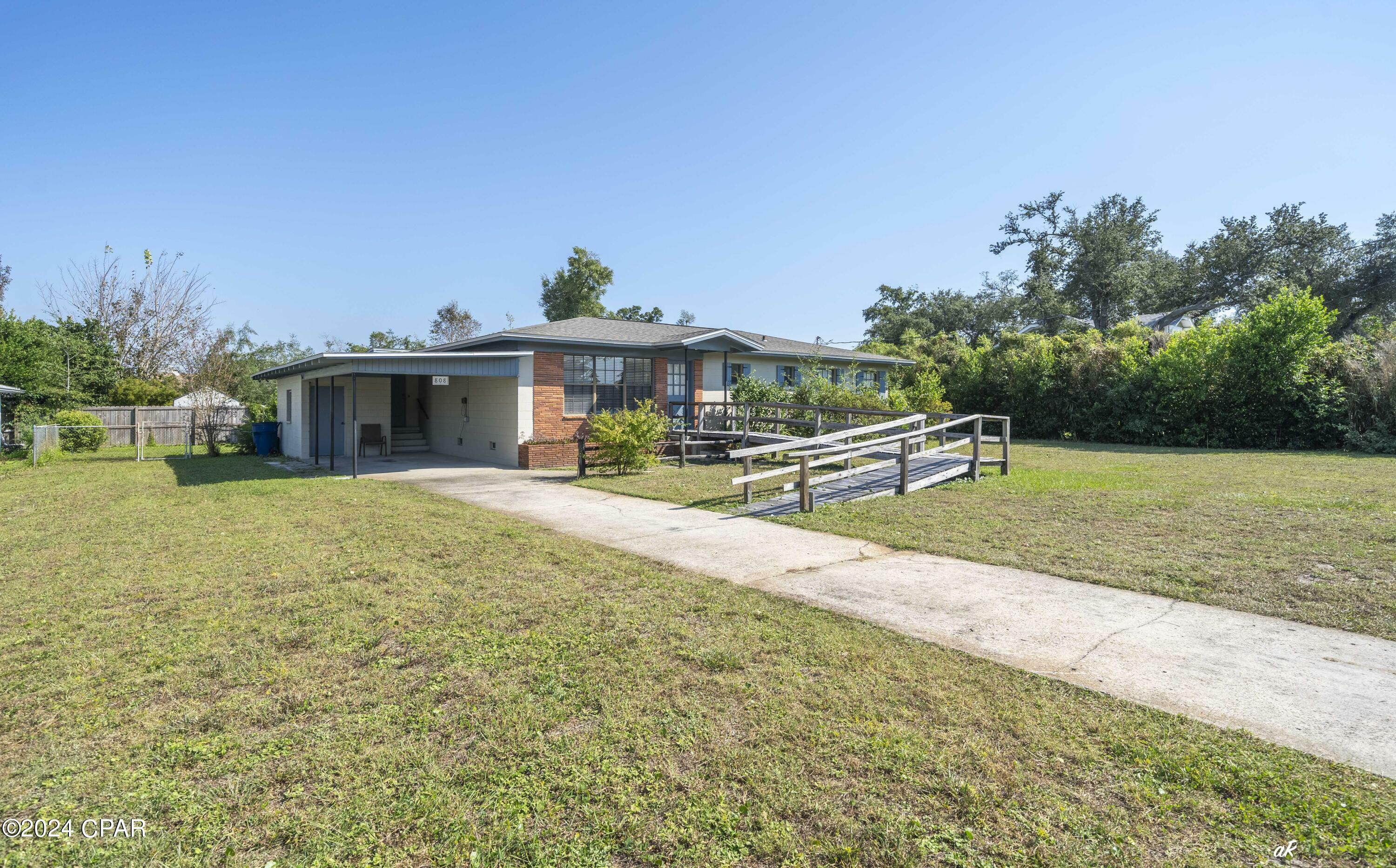 Property Photo:  808 Balboa Avenue  FL 32401 