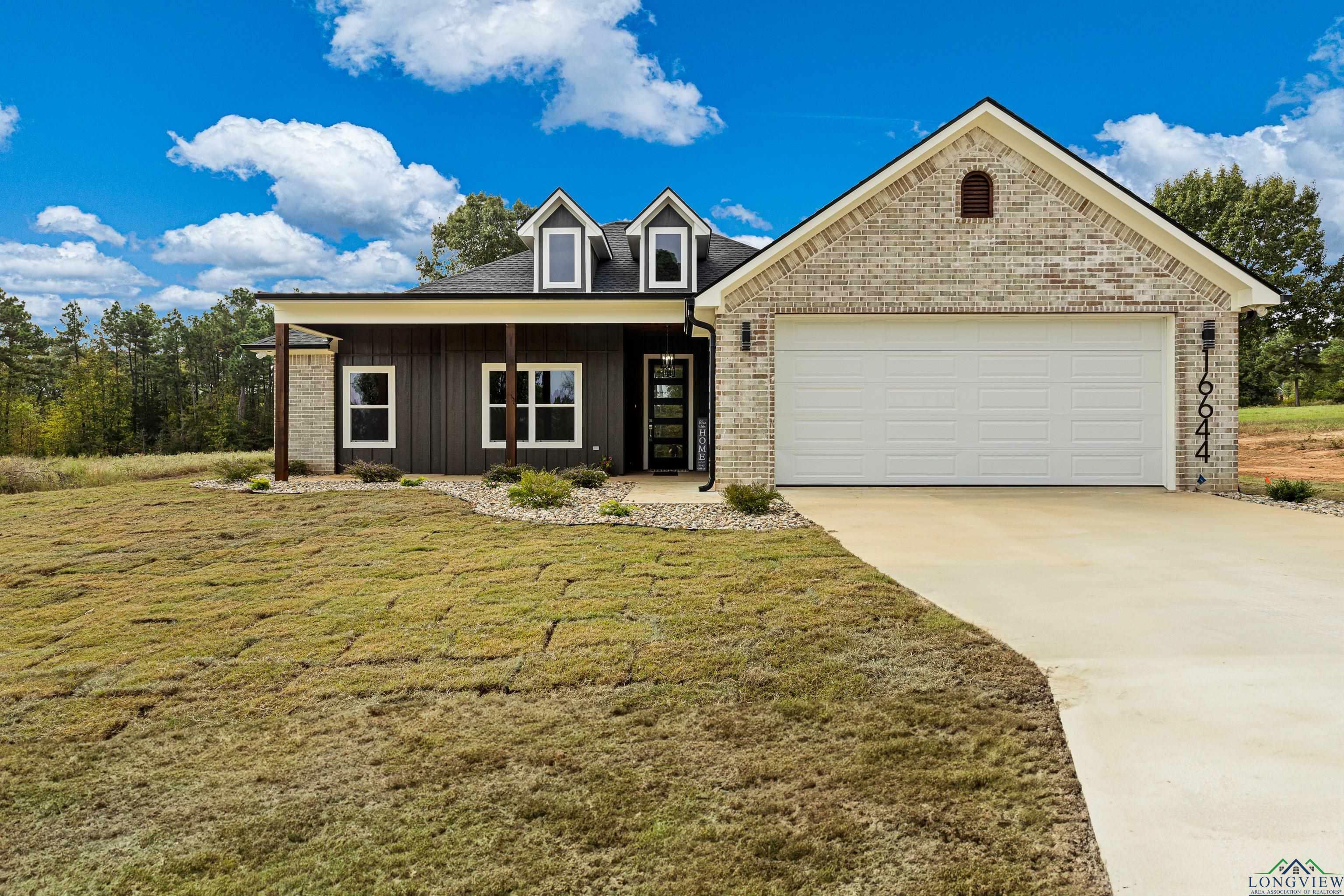 Property Photo:  16644 Ridgeline Loop  TX 75792 