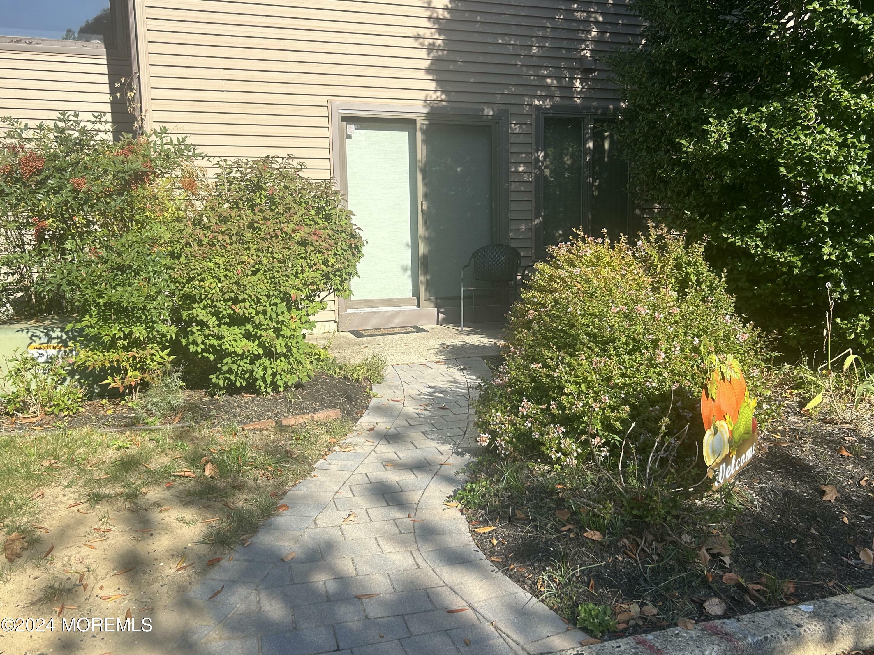 Property Photo:  6A Conway Court  NJ 07701 