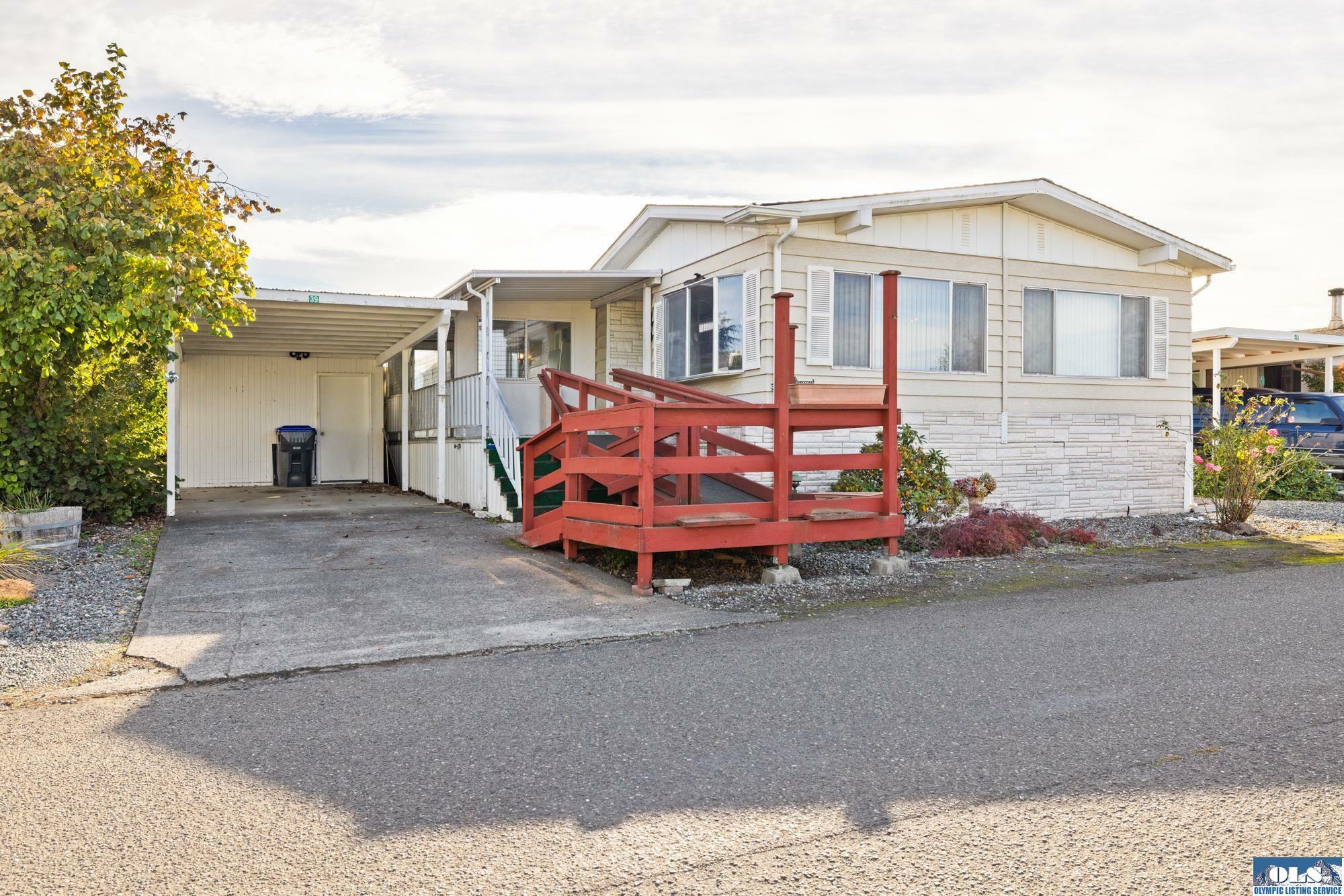 Property Photo:  39 Juniper Mobile Estates  WA 98382 